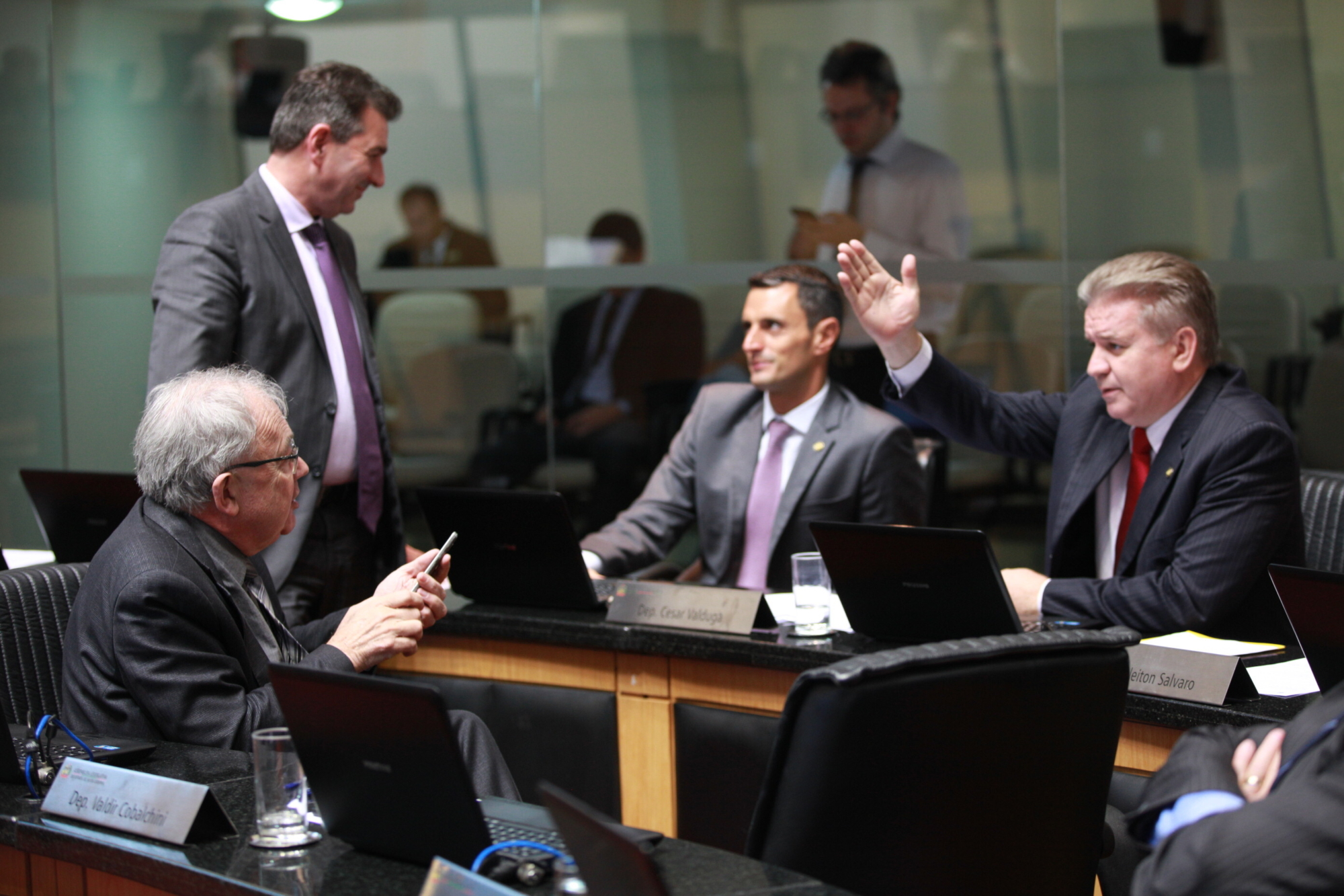Plenário aprova contas do governo do Estado de 2011