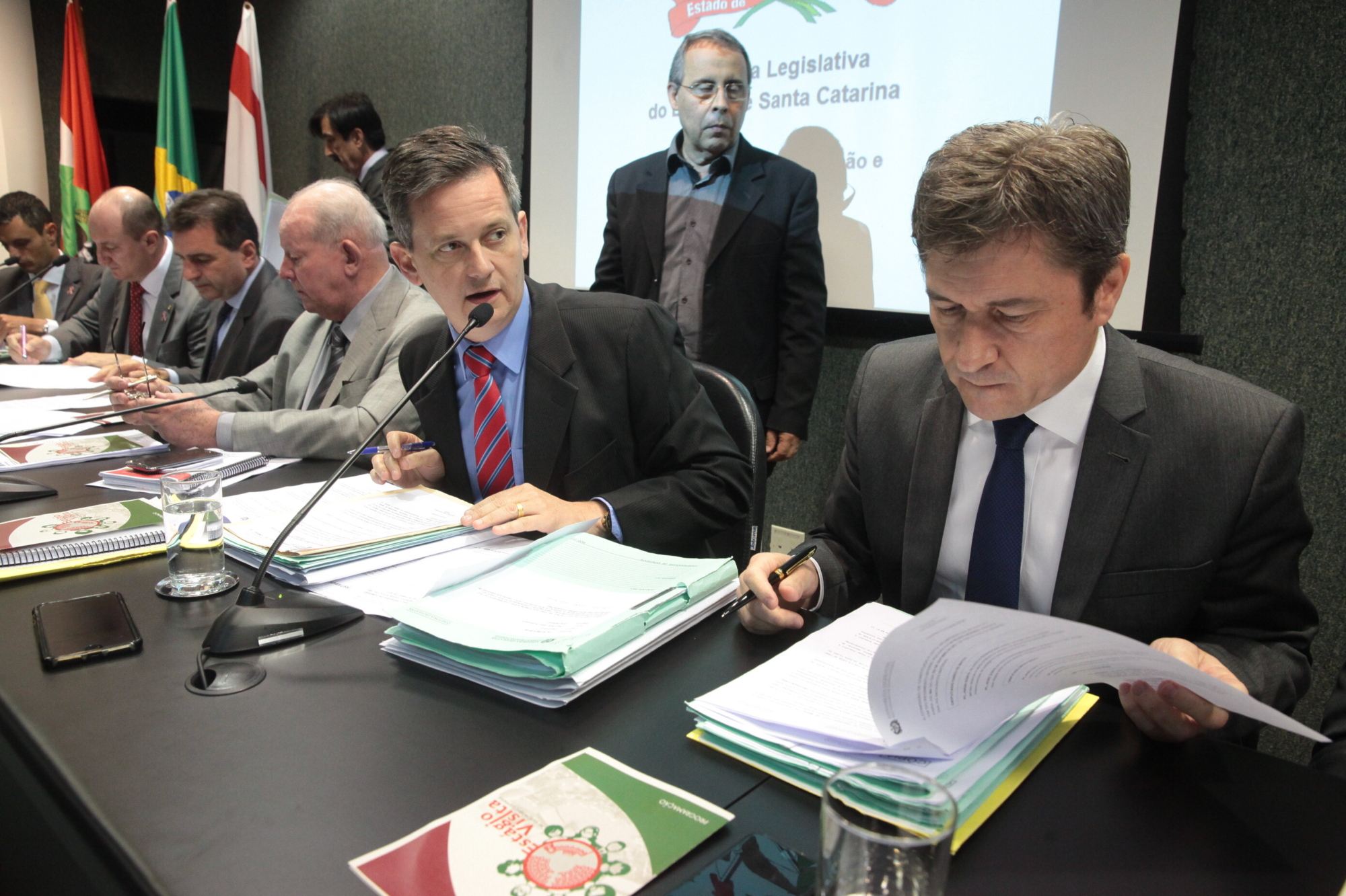 PL que assegura amamentação em instituições de ensino é aprovado na CCJ