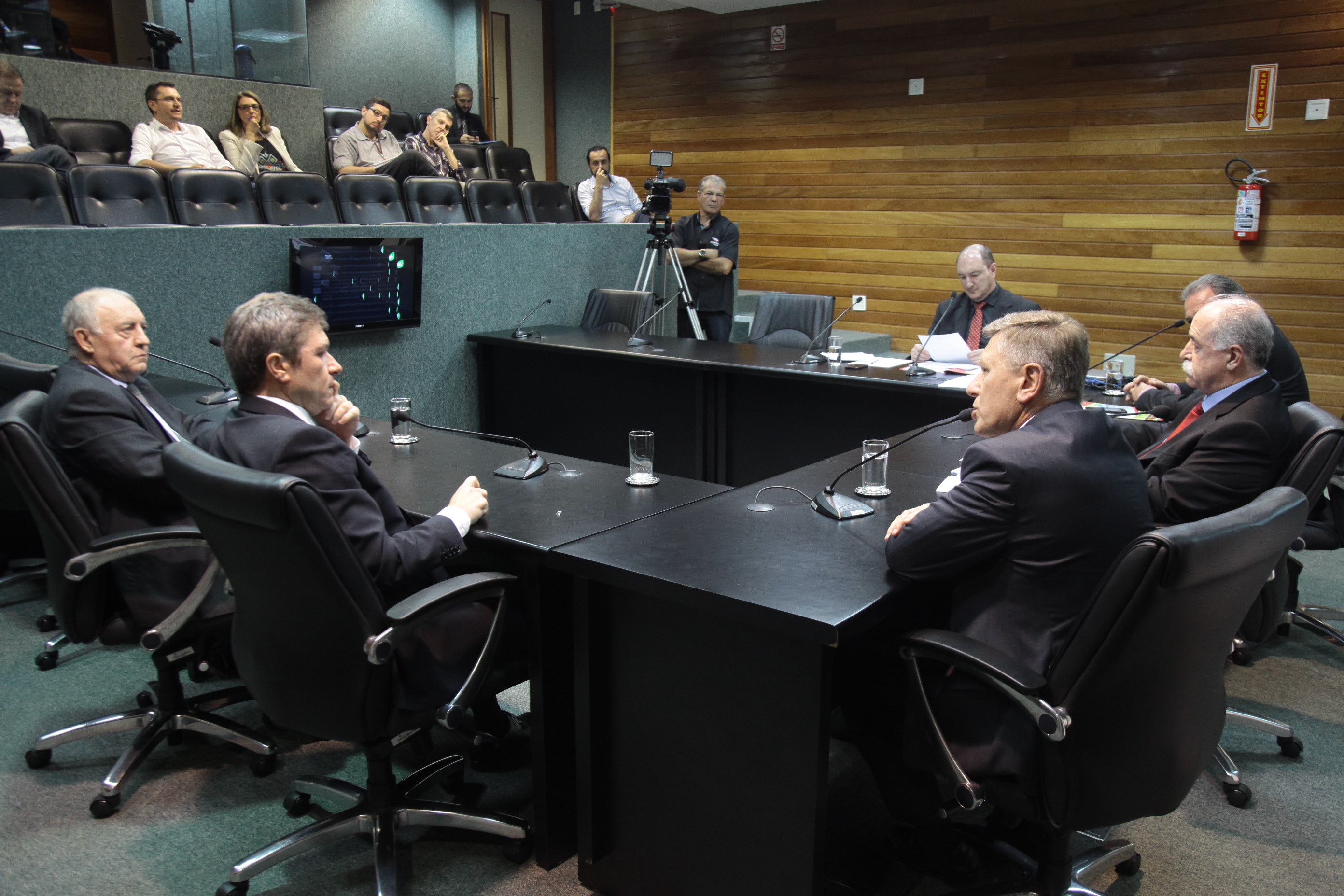 Comissão Especial avalia indicação do nome do Deputado José Nei Ascari, para ocupar o cargo de Conselheiro do Tribunal de Contas.