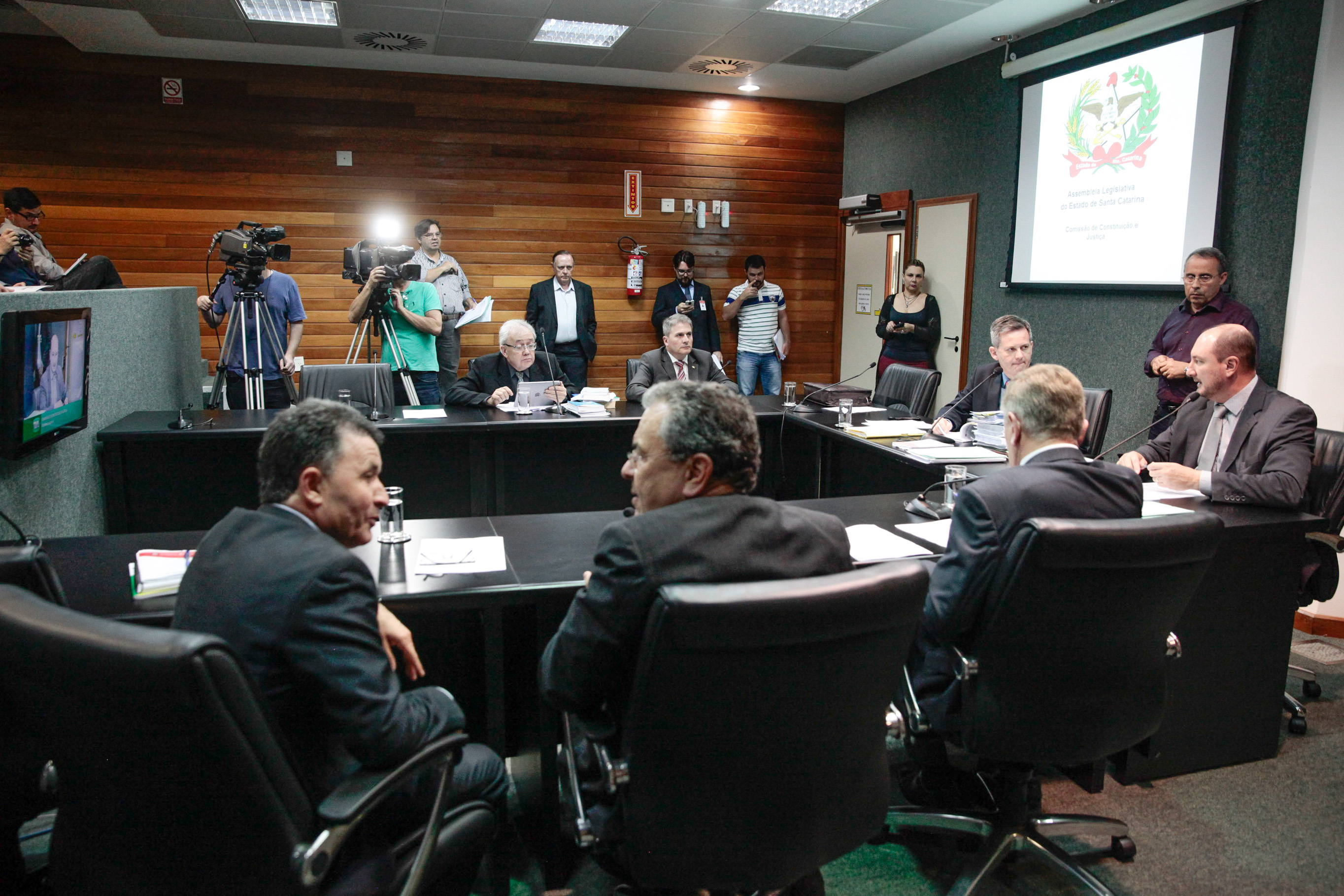 Comissão de Constituição e Justiça.
