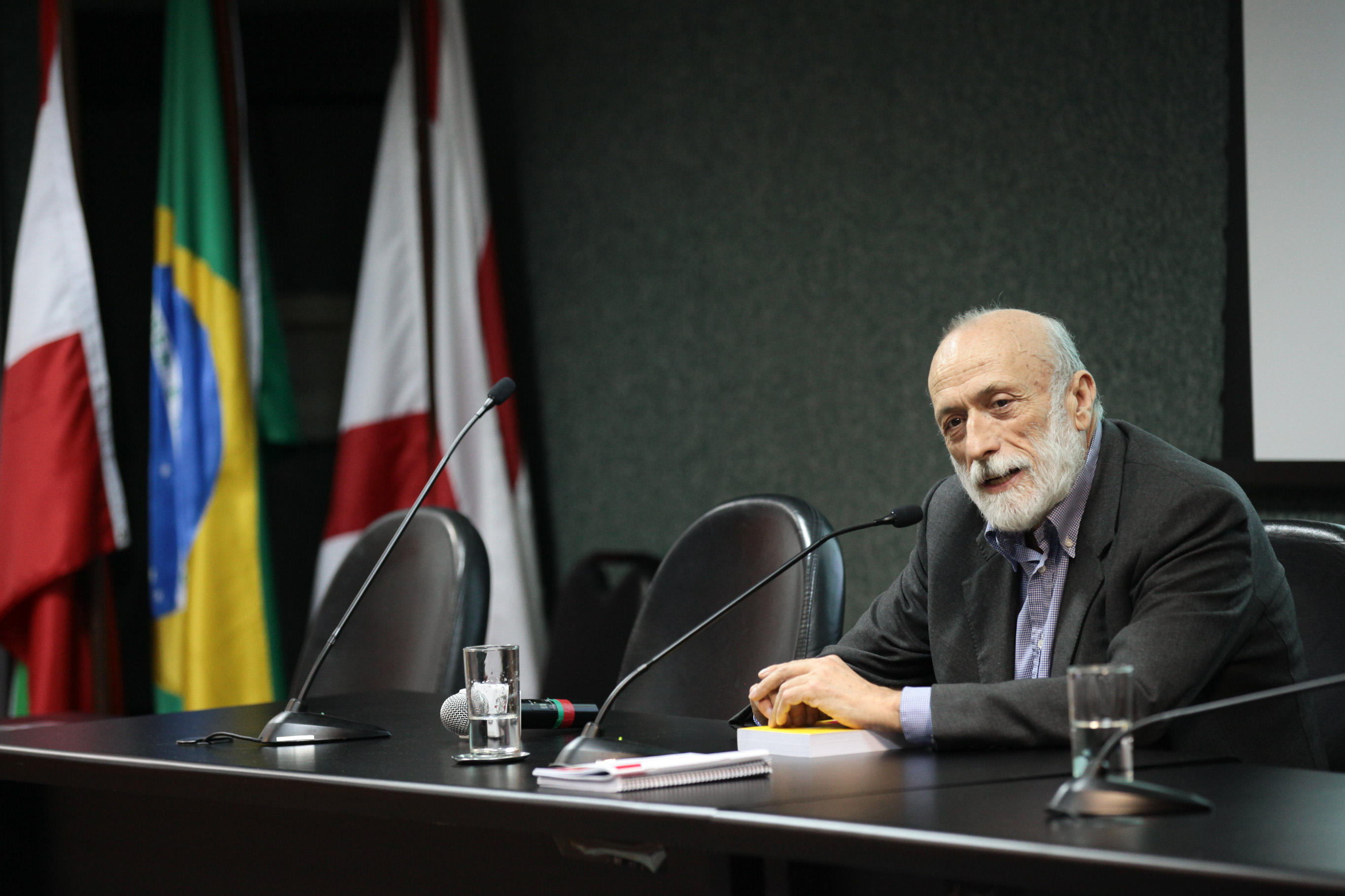 Carlo Petrini, fundador do Slow Food. Seminário sobre Alimentação. Agricultura e Mudanças Climáticas.
