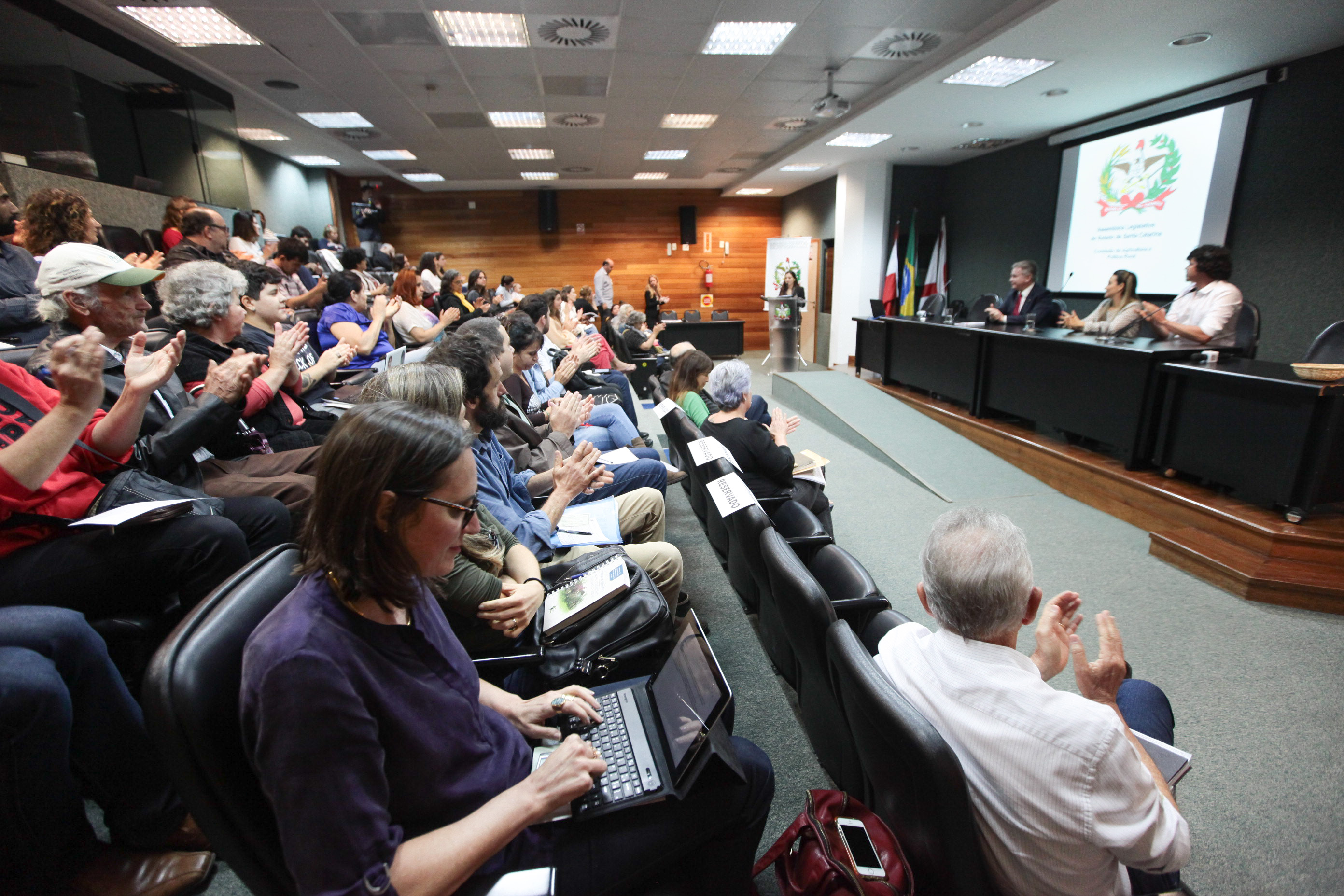 Seminário sobre Alimentação. Agricultura e Mudanças Climáticas.