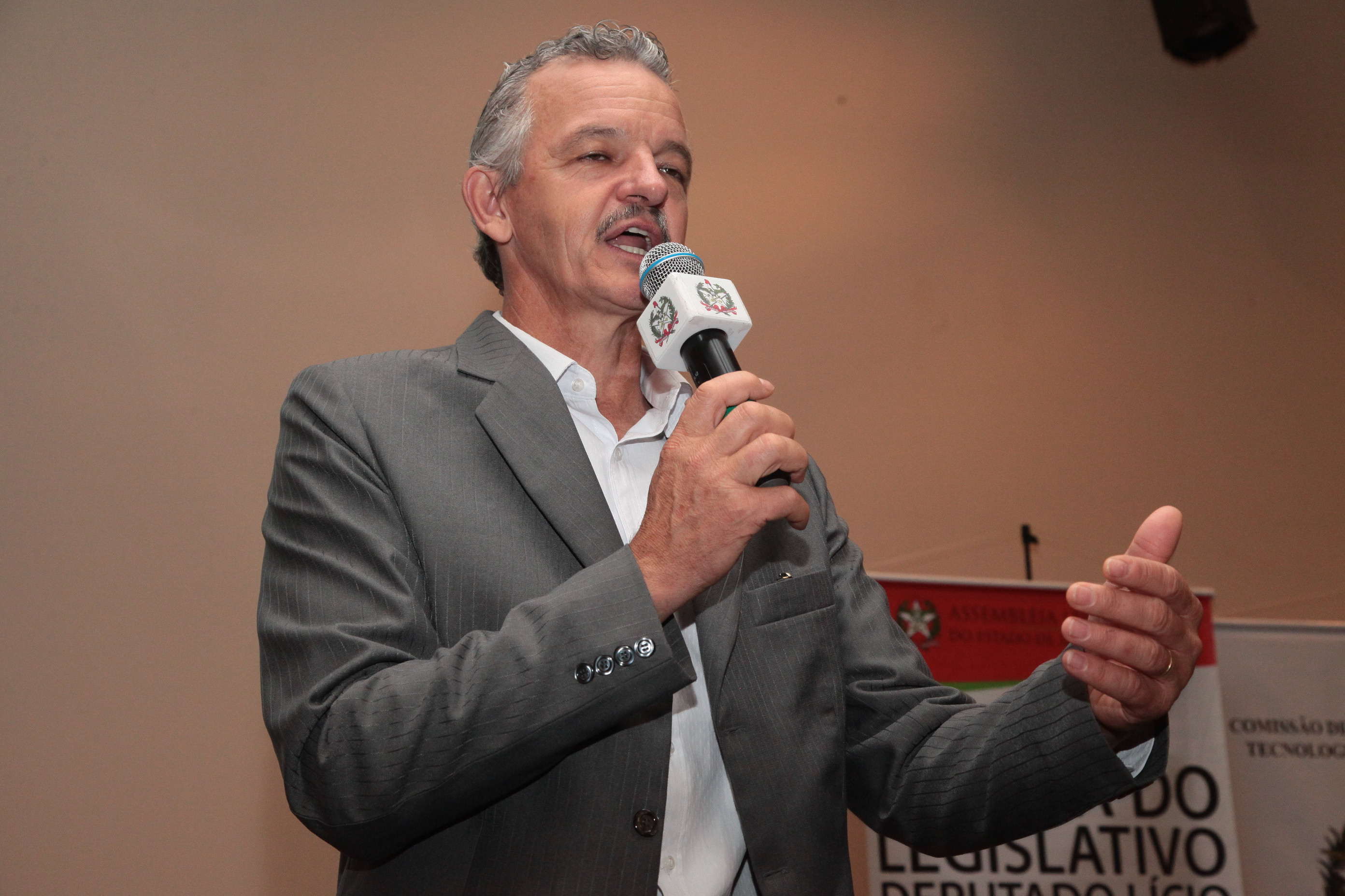 VI Seminário Sobre Energias Renováveis Consumo Responsável e Cidades do Futuro