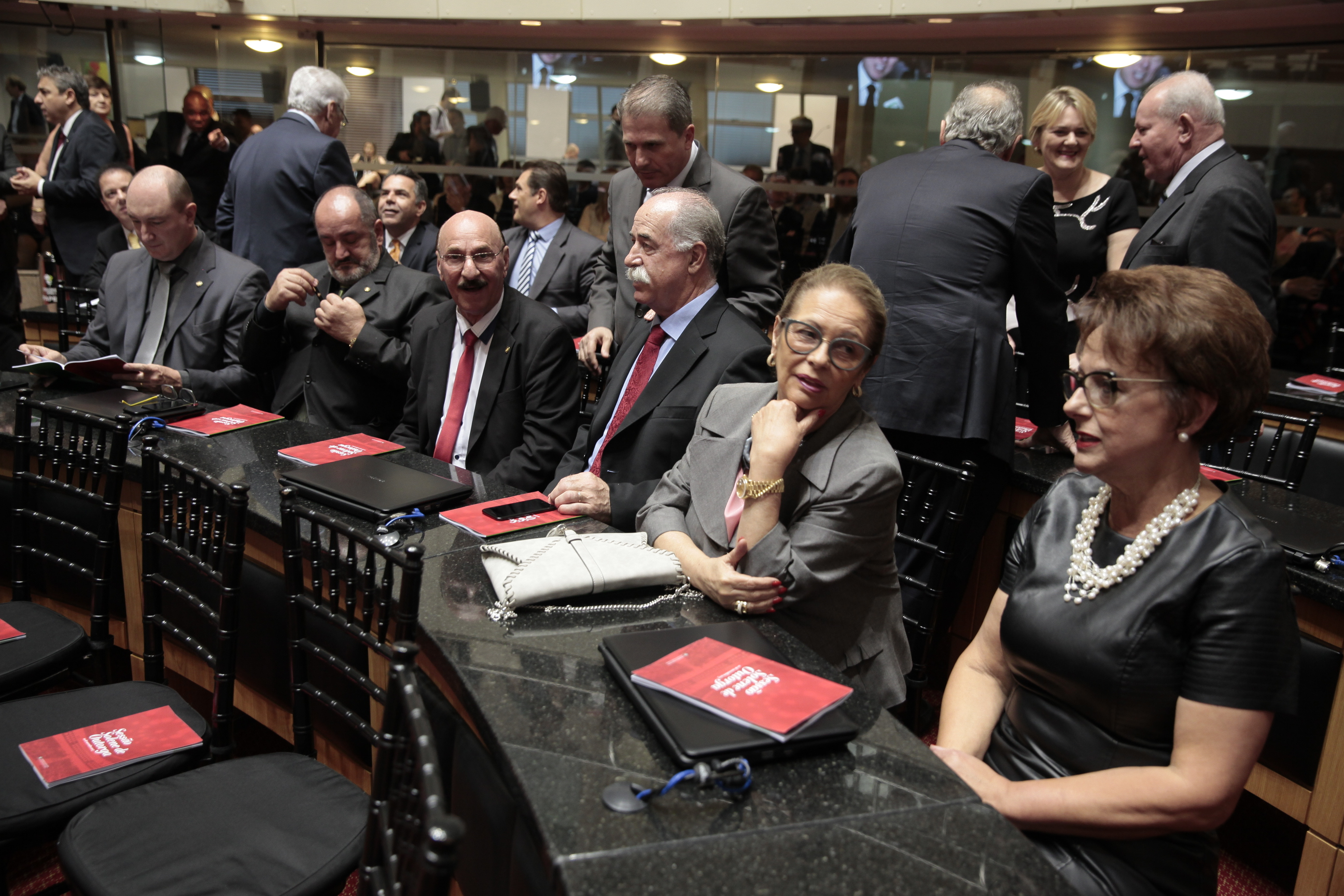 Início da Sessão Solene de Concessão da Comenda do Legislativo. Foto: Fábio Queiroz
