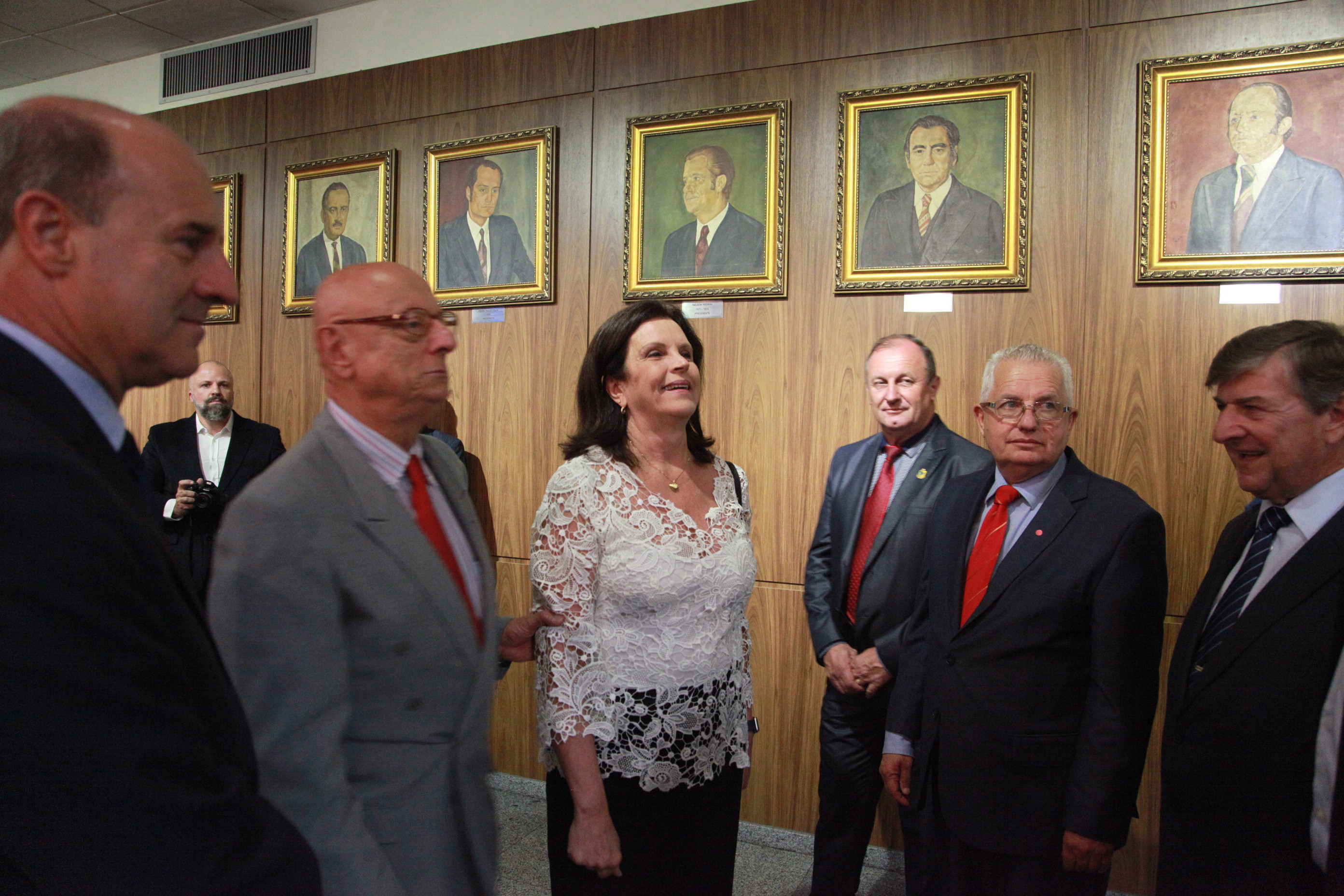 Início da Sessão Solene de Concessão da Comenda do Legislativo. Foto Solon Soares