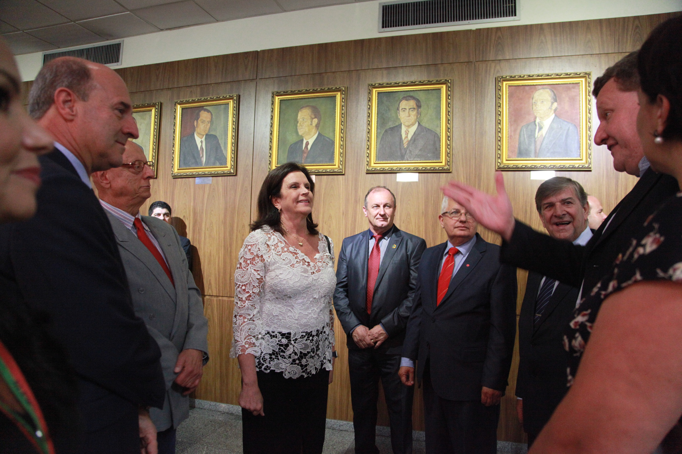 Início da Sessão Solene de Concessão da Comenda do Legislativo. Foto Solon Soares