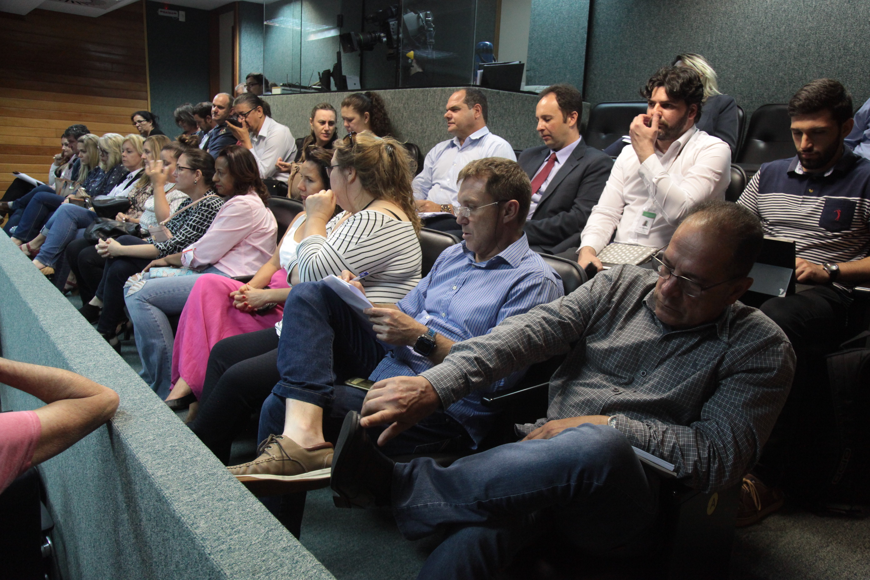 Reunião Extraordinária da Comissão de Constituição e Justiça.