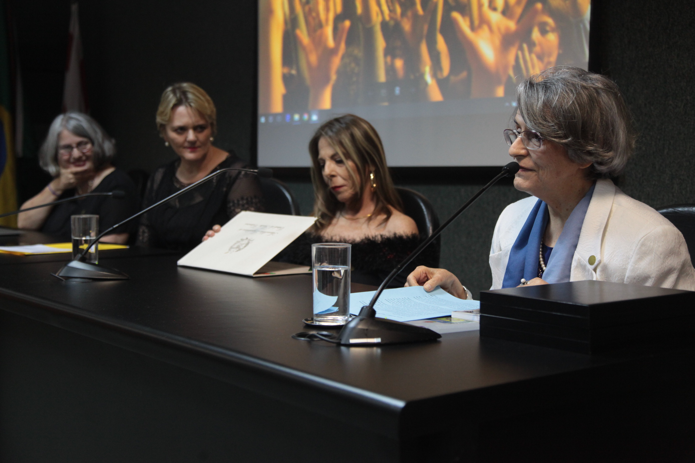 Solenidade em Homenagem ao Instituto de Estudos de Gênero da UFSC.