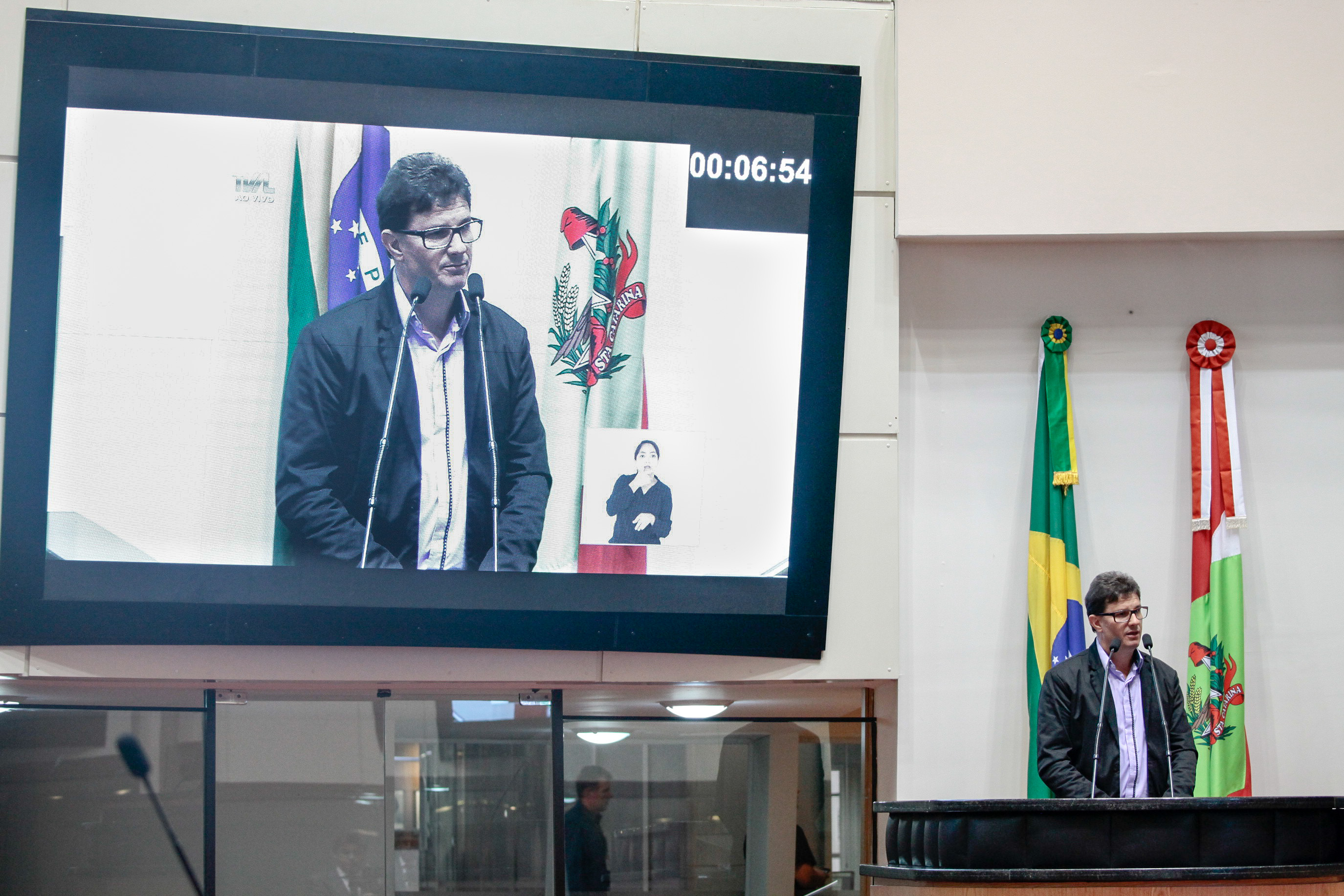 Prefeito de Lindóia do Sul Genir Loli. Sessão Ordinária. Foto: Karina Ferreira / Agência AL