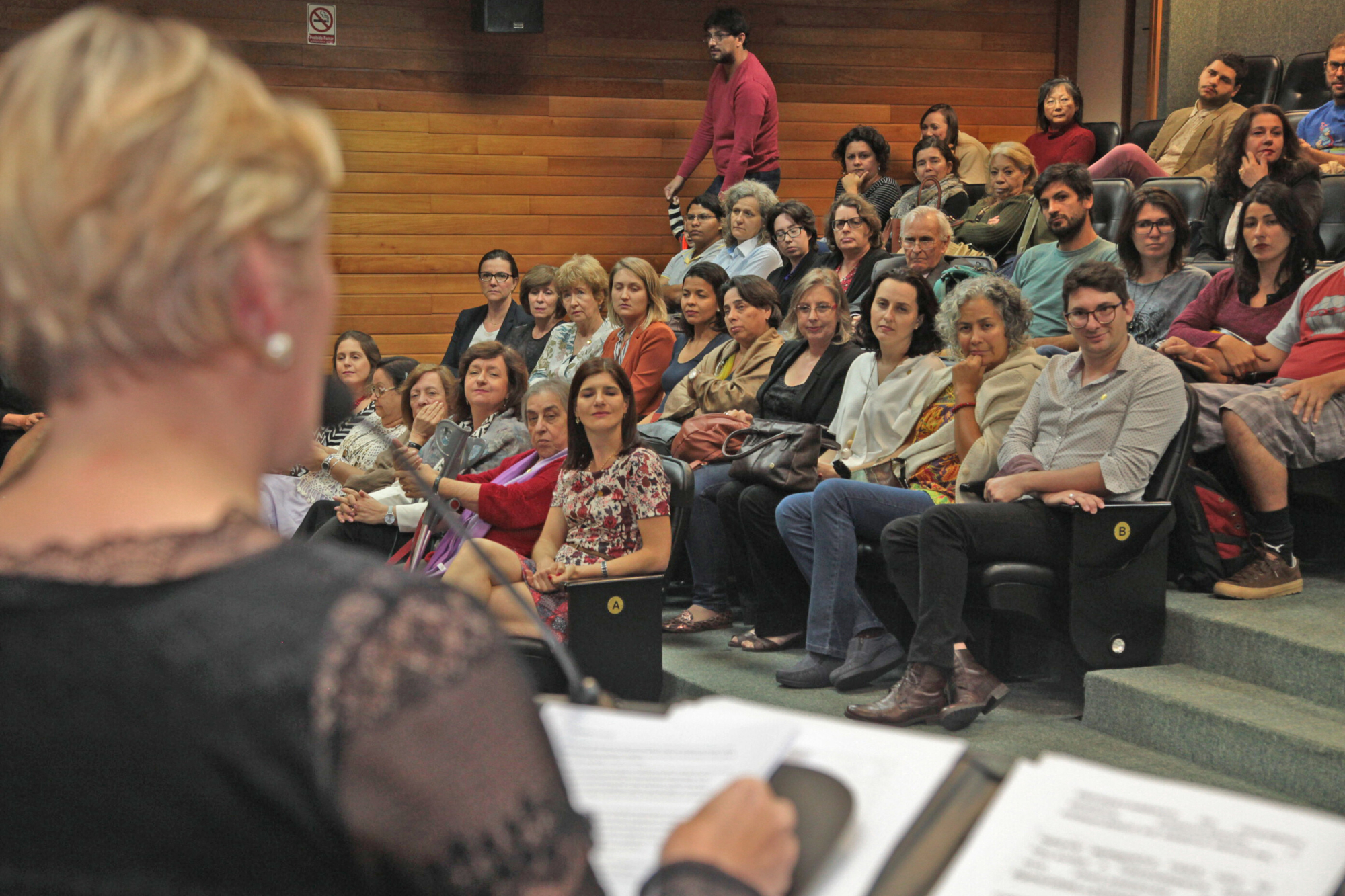 Ato parlamentar solene homenageia Instituto de Estudos de Gênero da UFSC