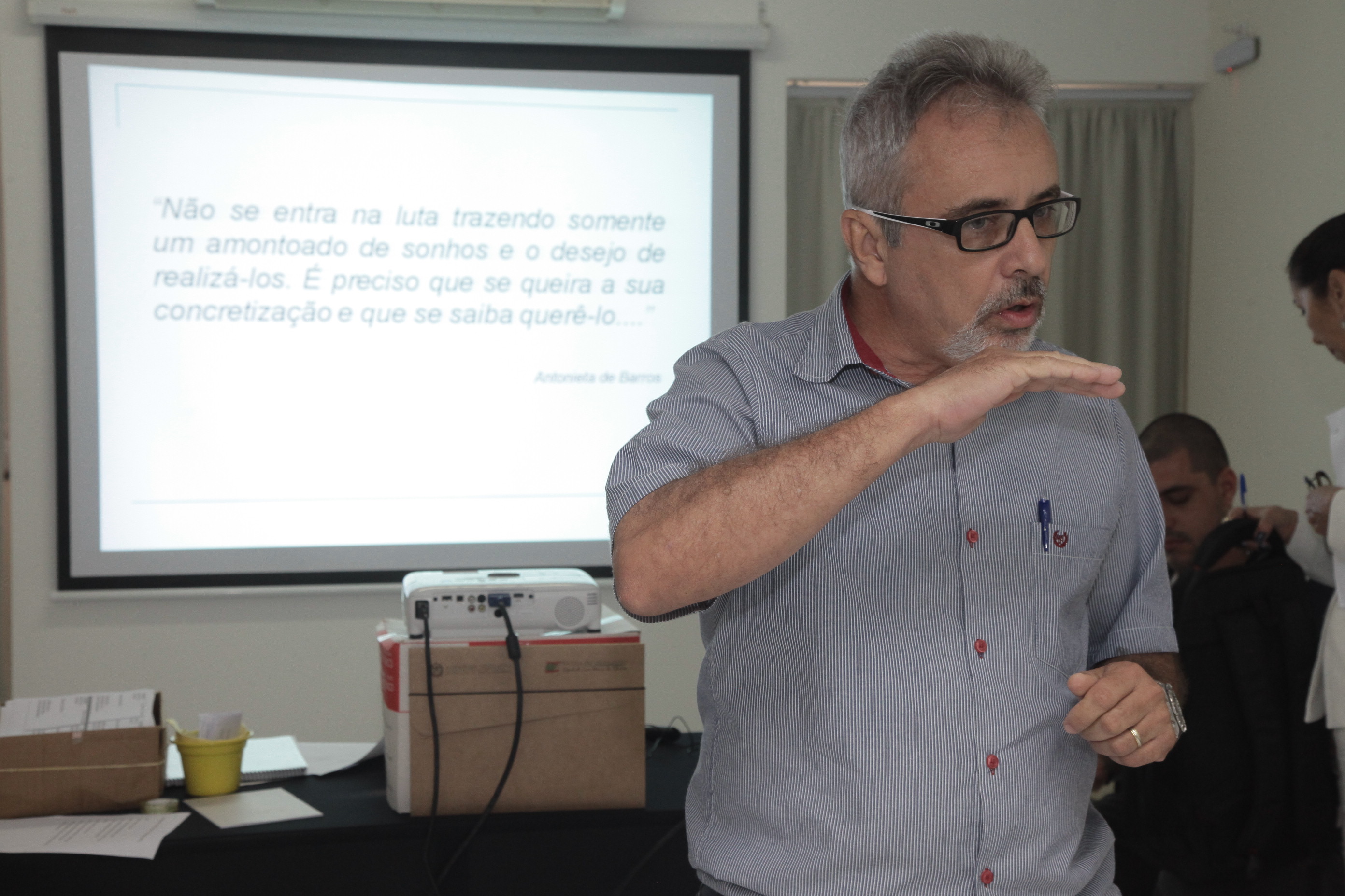 Roteiro de Avaliação 2017 e Planejamento 2018 da Escola do Legislativo.