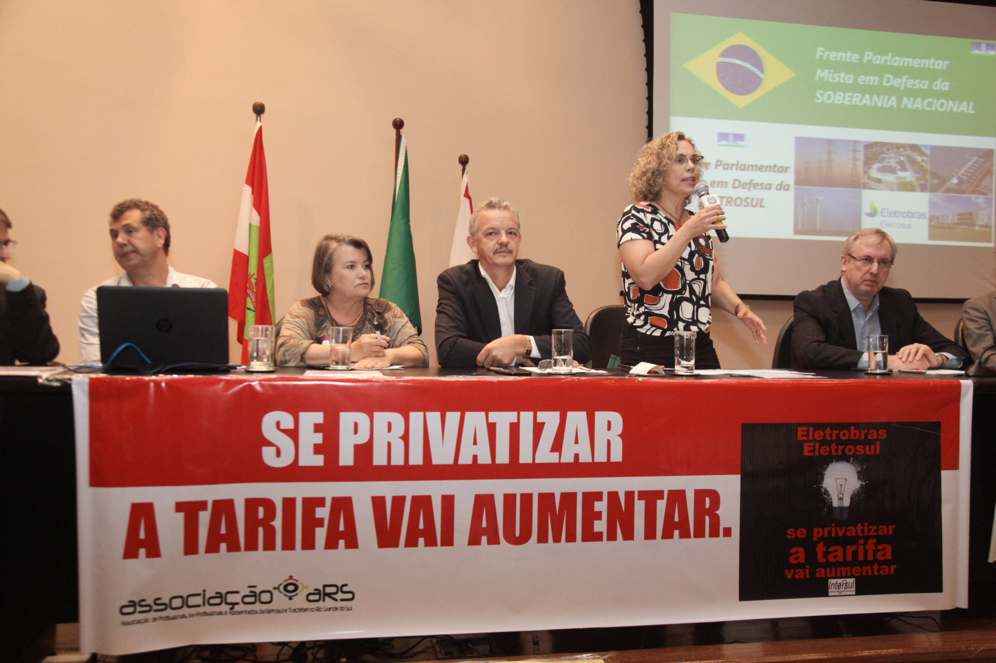 Deputados Dirceu Dresch e Ana Paula Lima representam a Casa nas frentes parlamentares