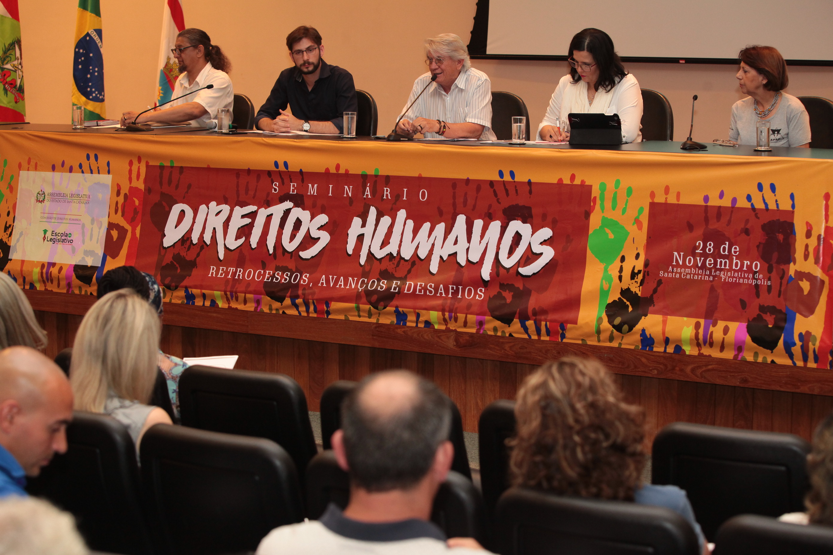 Seminário Direitos Humanos - Retrocessos, Avanços e Desafios em SC.