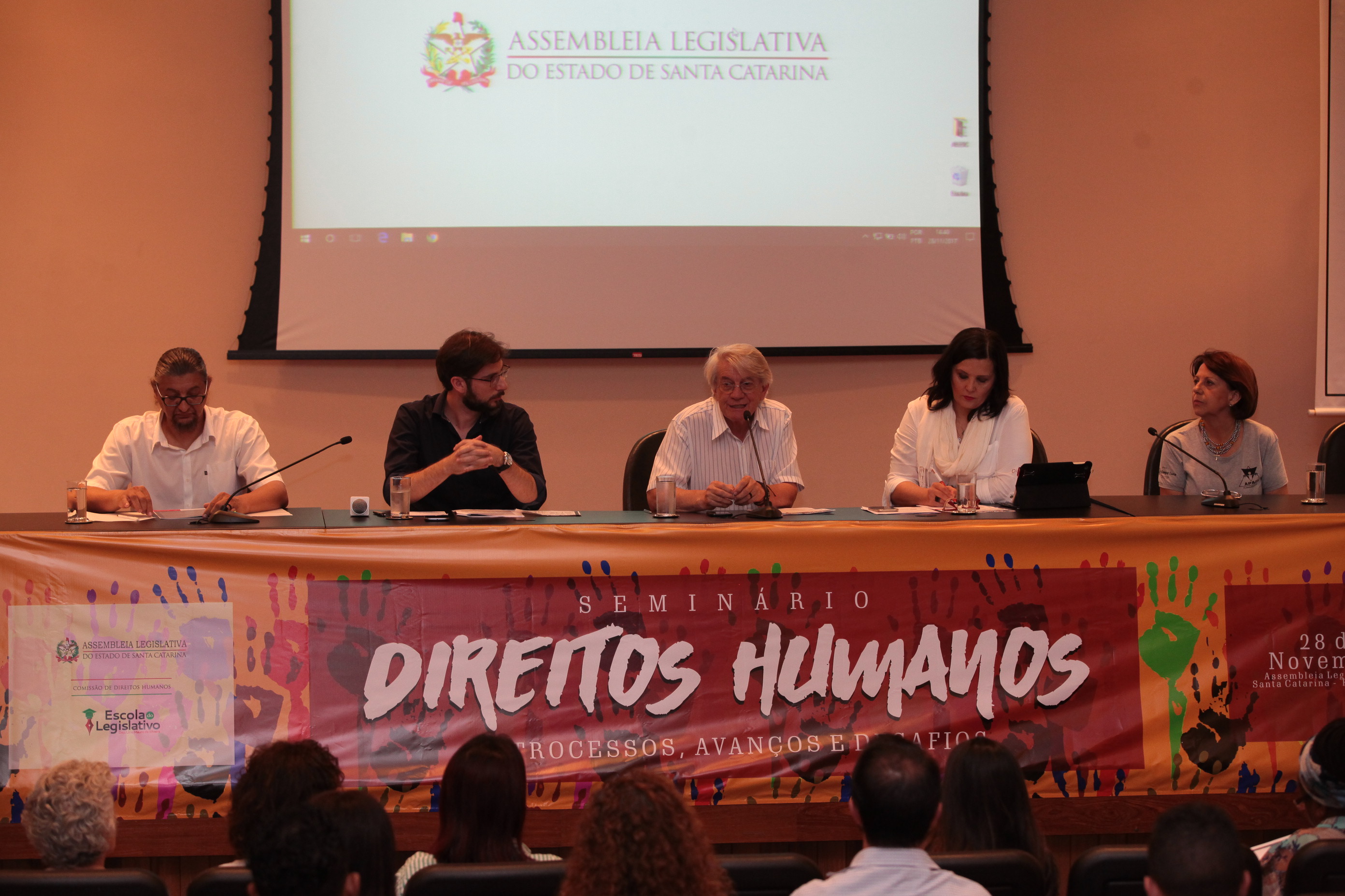 Seminário Direitos Humanos - Retrocessos, Avanços e Desafios em SC.