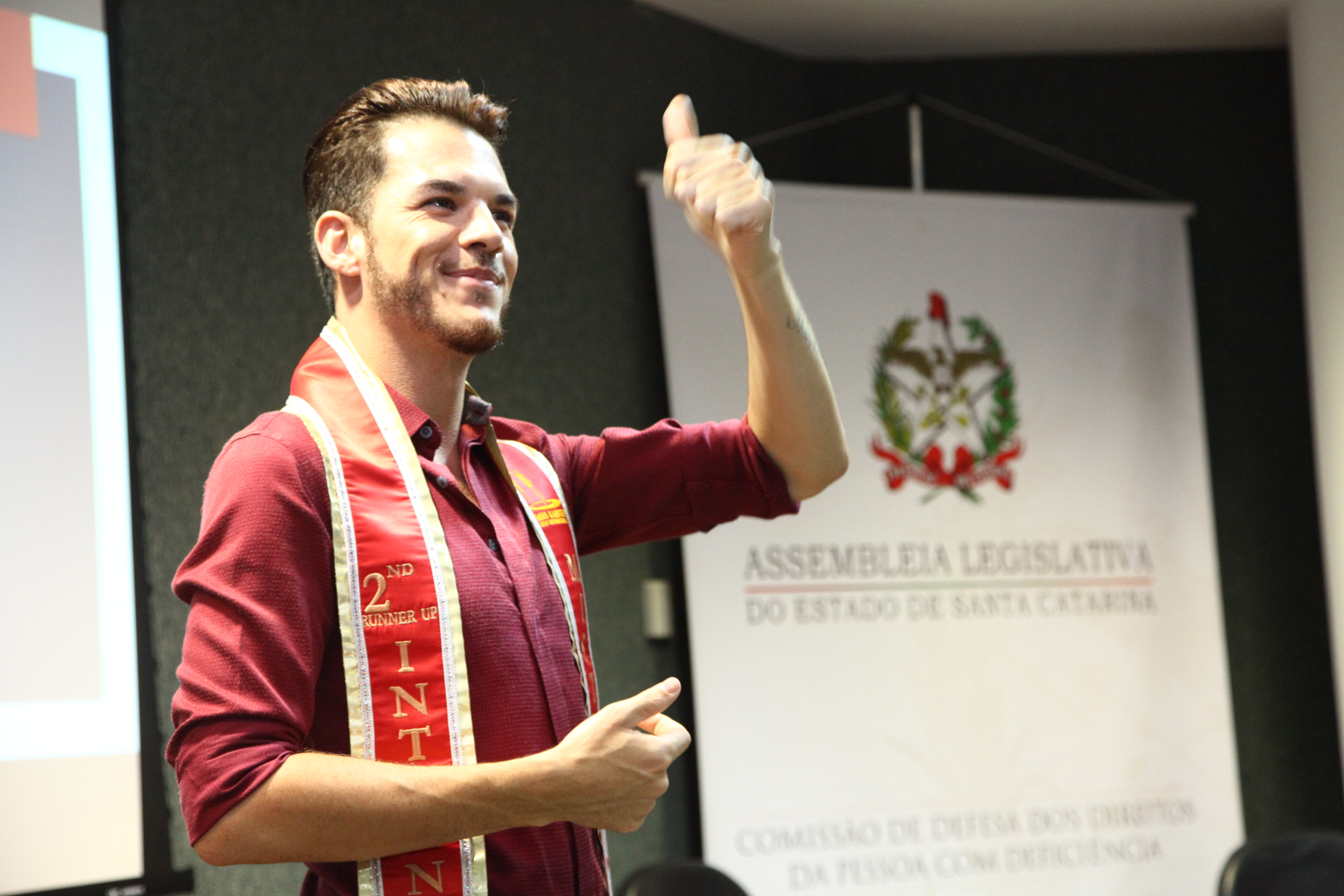 II Seminário dos Povos Surdos - Jhaçanan Pettres