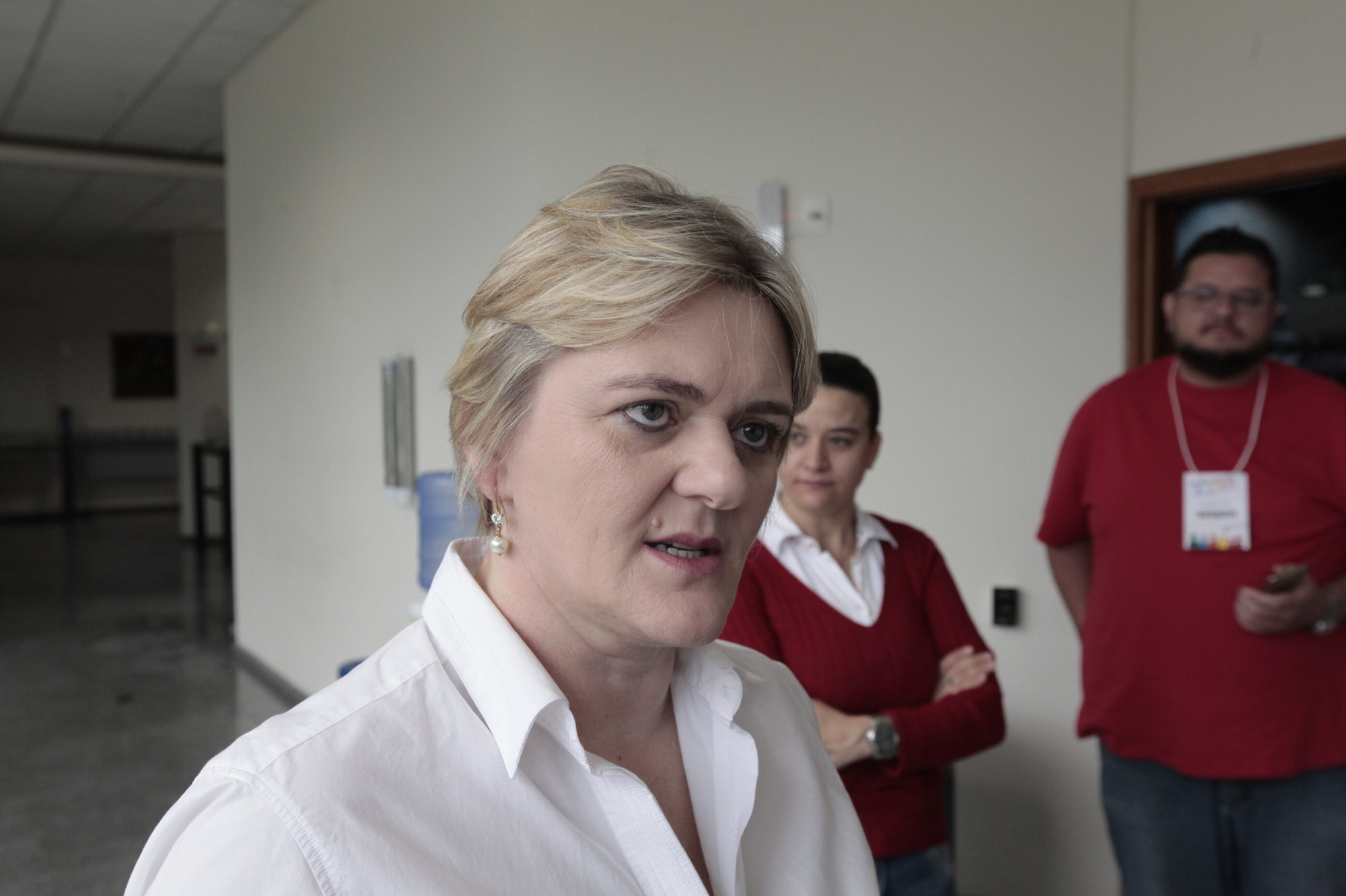 Deputada Luciane Carminatti.