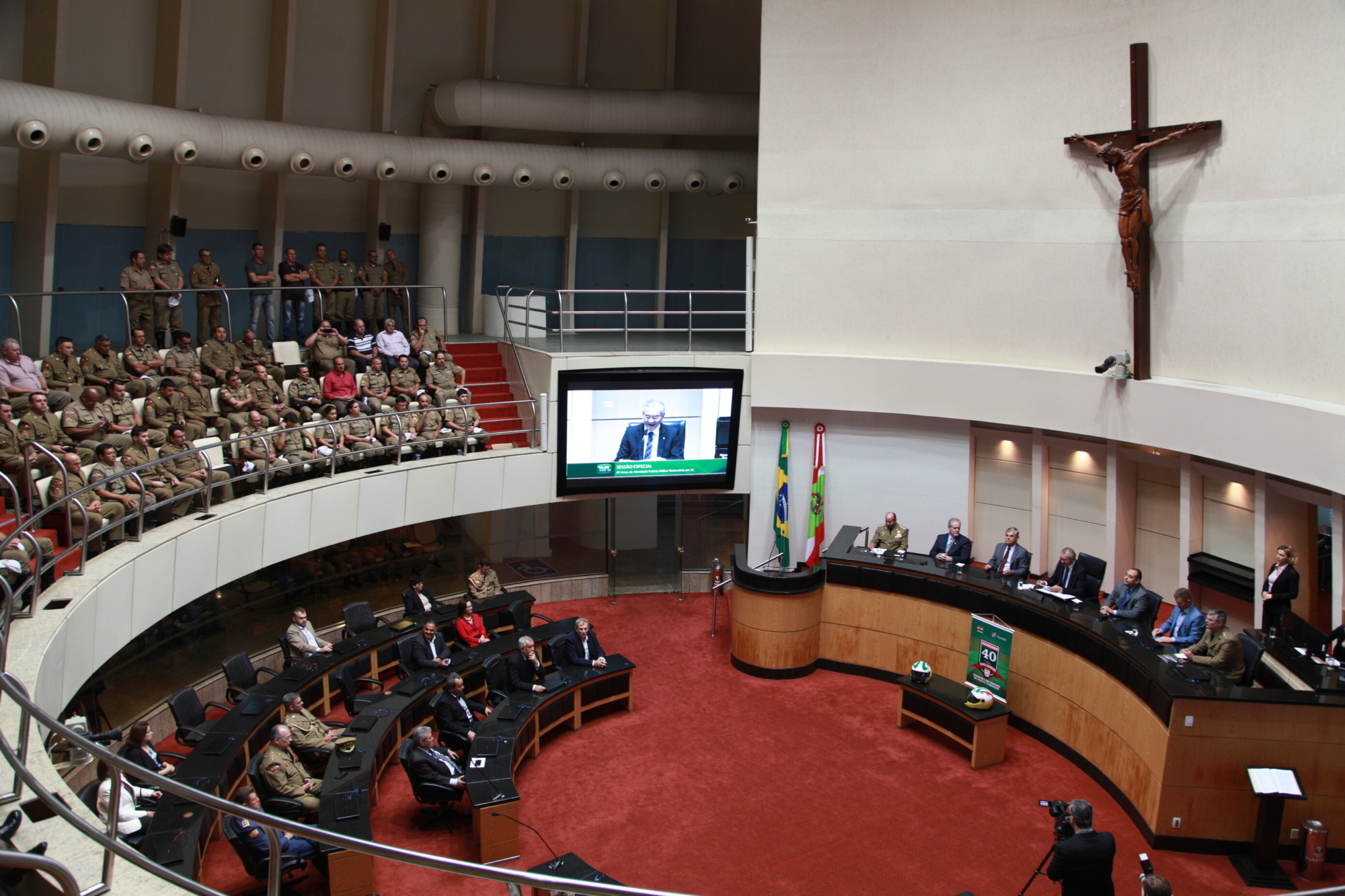 Assembleia celebra os 40 anos de atuação da Polícia Militar Rodoviária em SC
