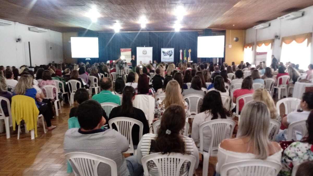 Inclusão do autista exige atenção na escola e na família