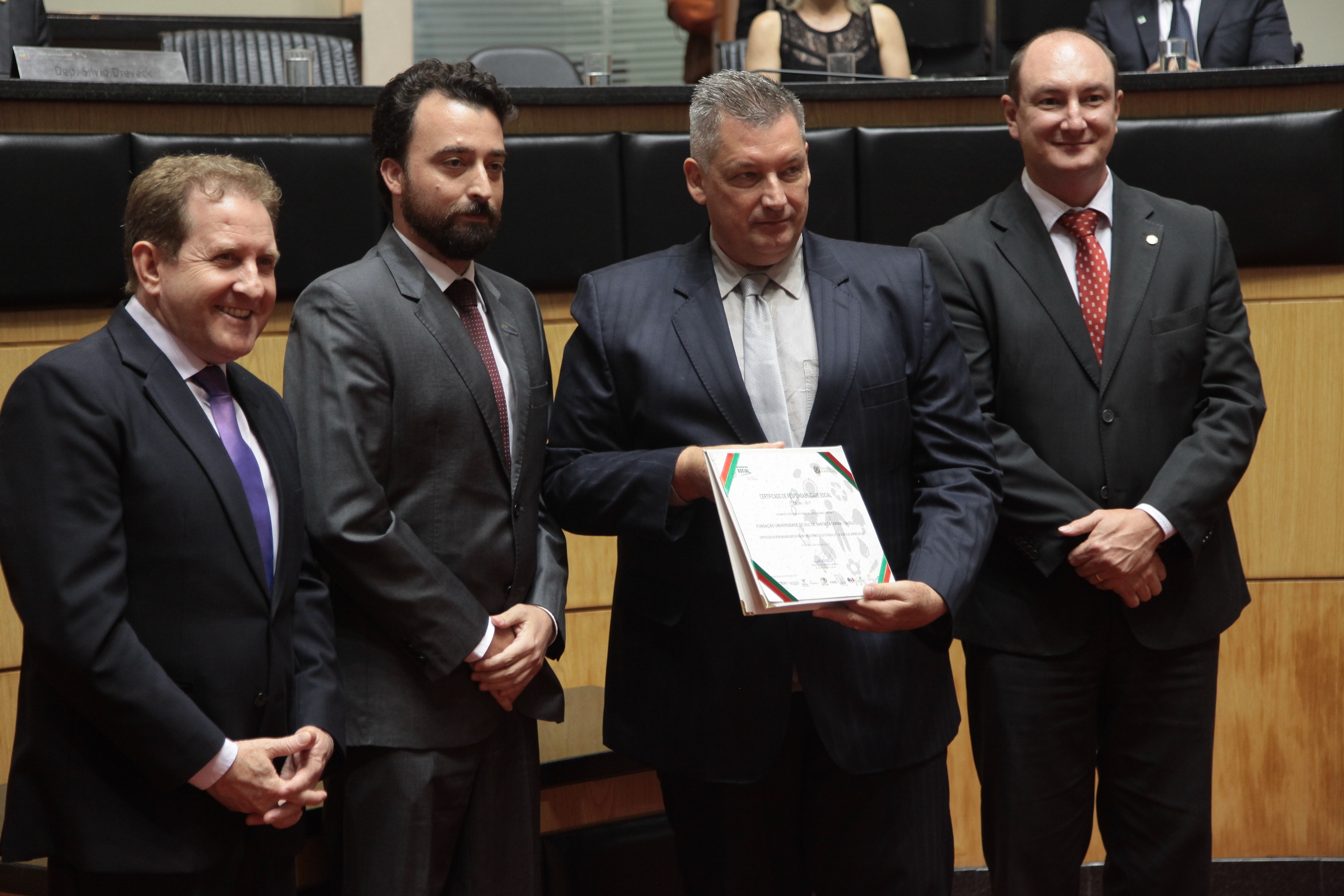 Sessão Especial - Certificado de Responsabilidade Social.