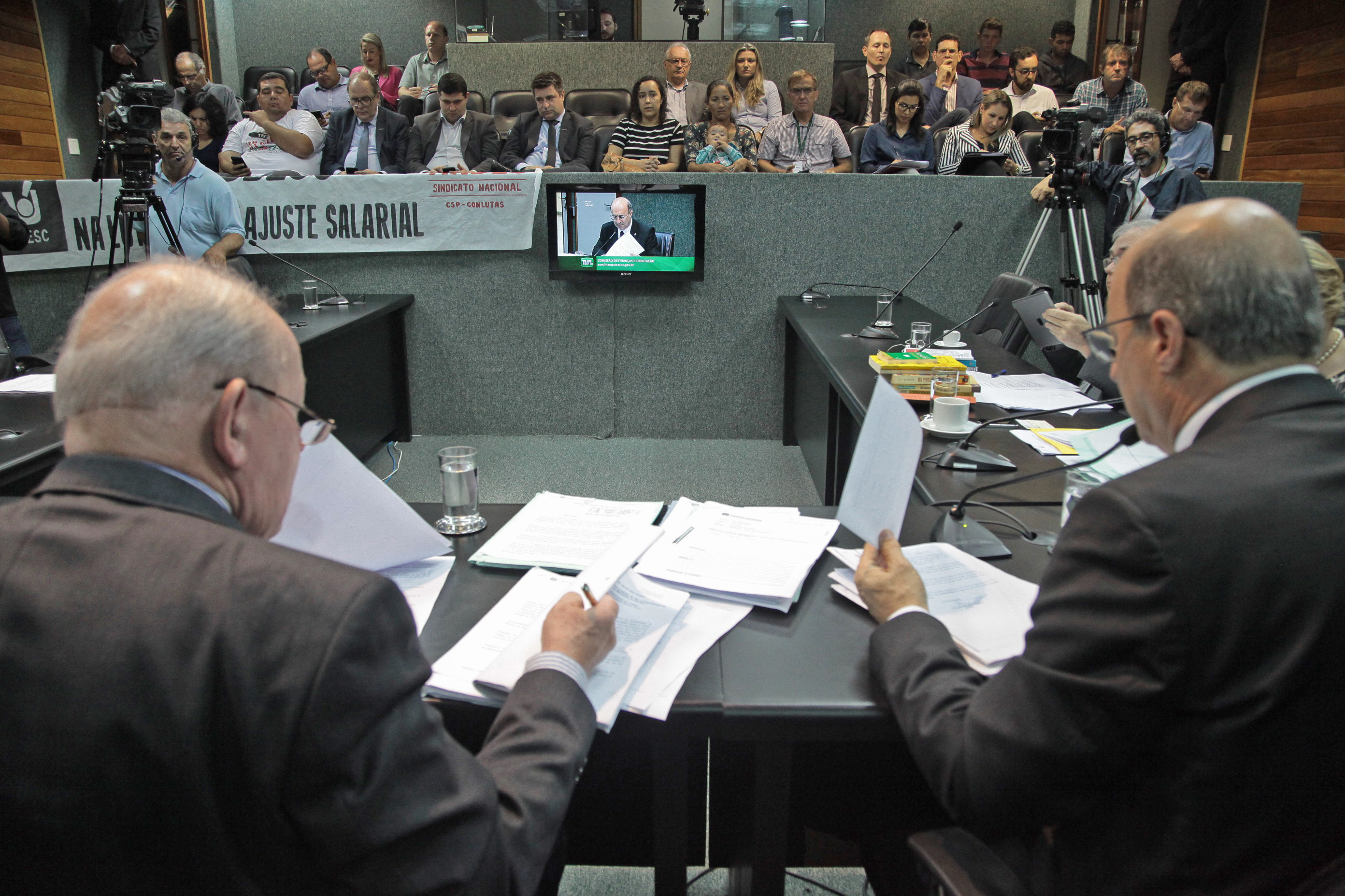 Comissão de Finanças e Tributação.