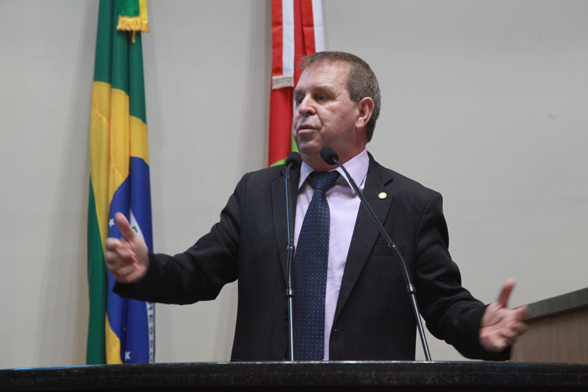 Eskudlark reapresentará emenda à PEC que acaba com aposentadoria de ex-governadores