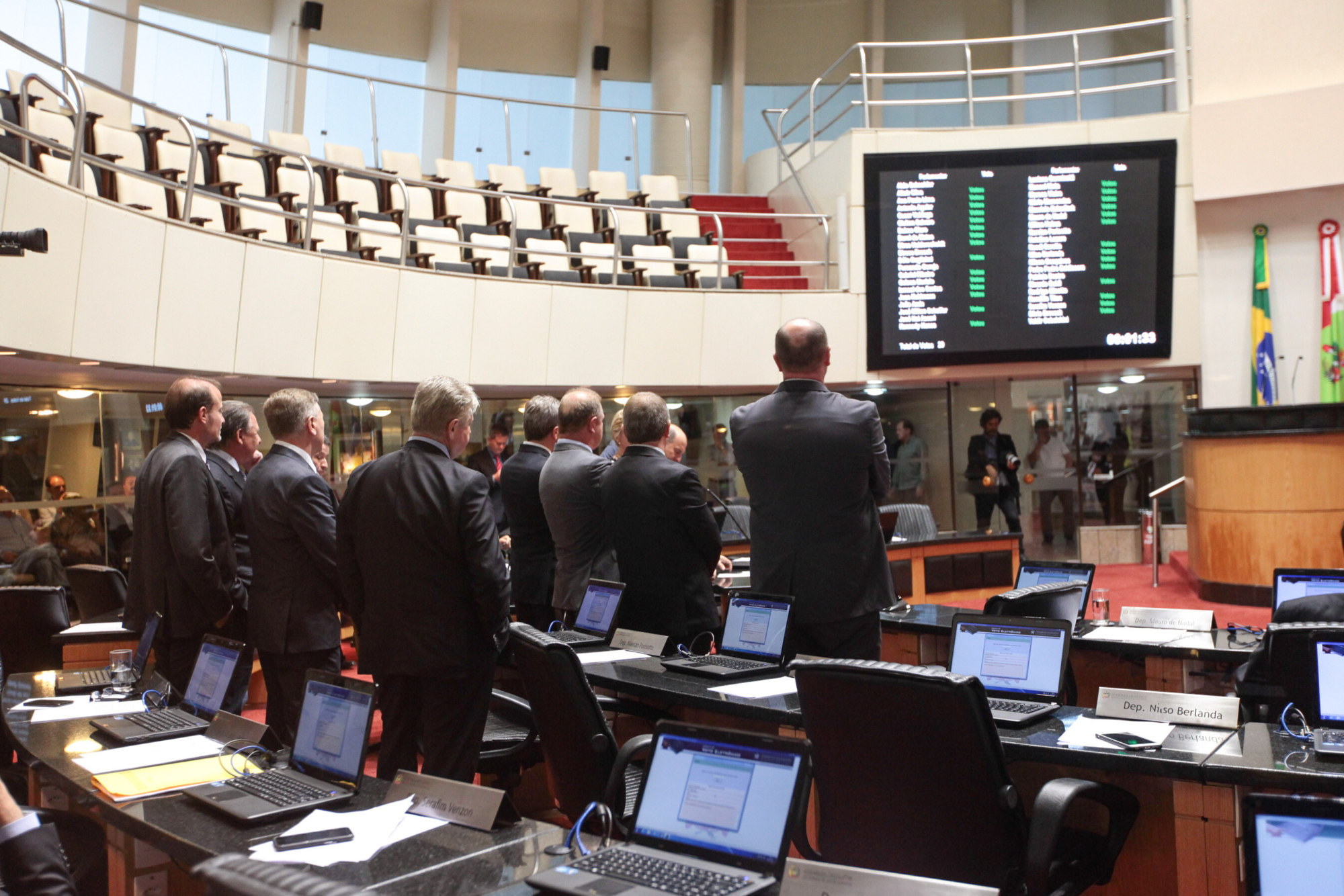 Mais de 400 matérias foram votadas pelos deputados em 2017