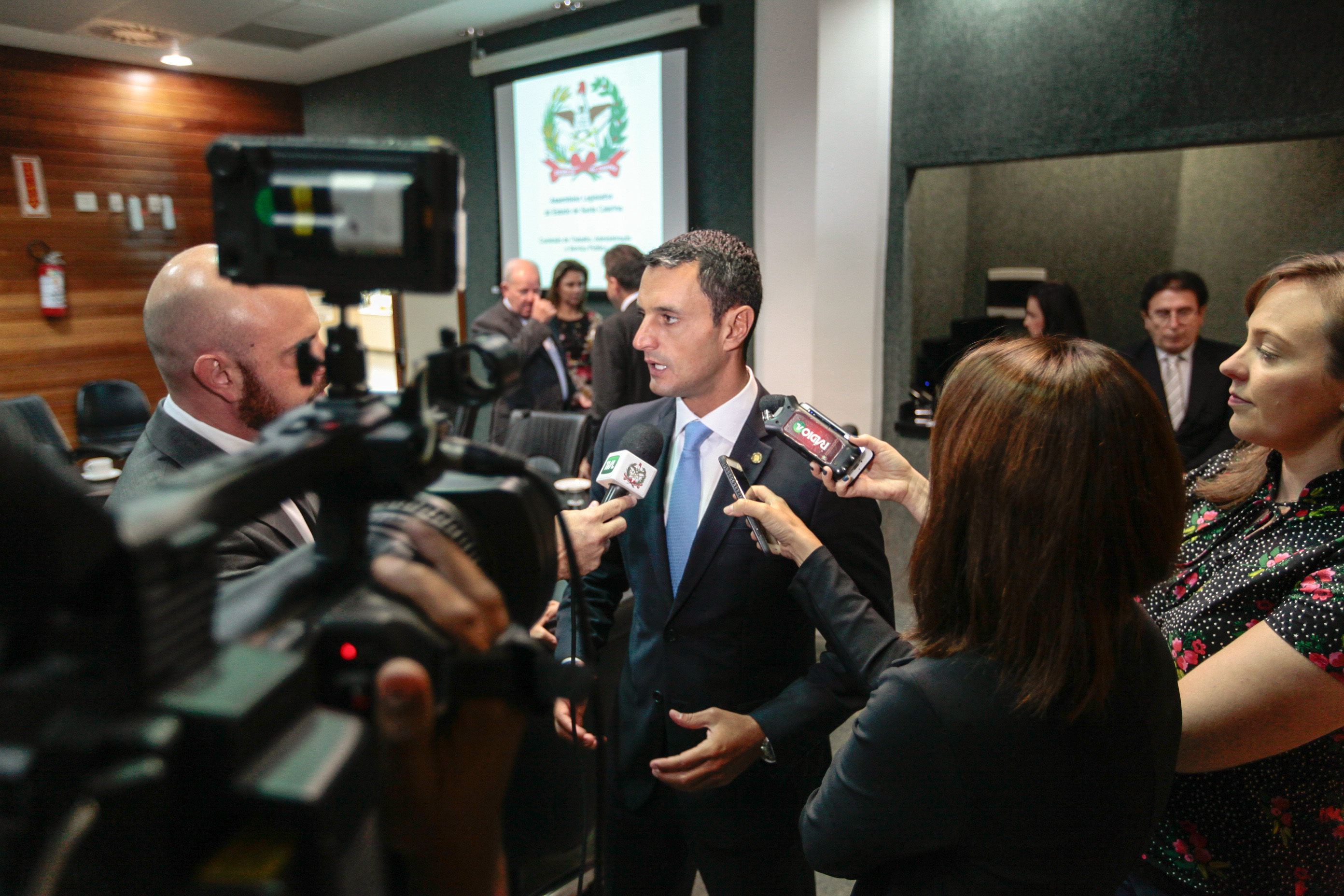 Deputado João Amin (PP). Comissão de Transportes e Desenvolvimento Urbano.