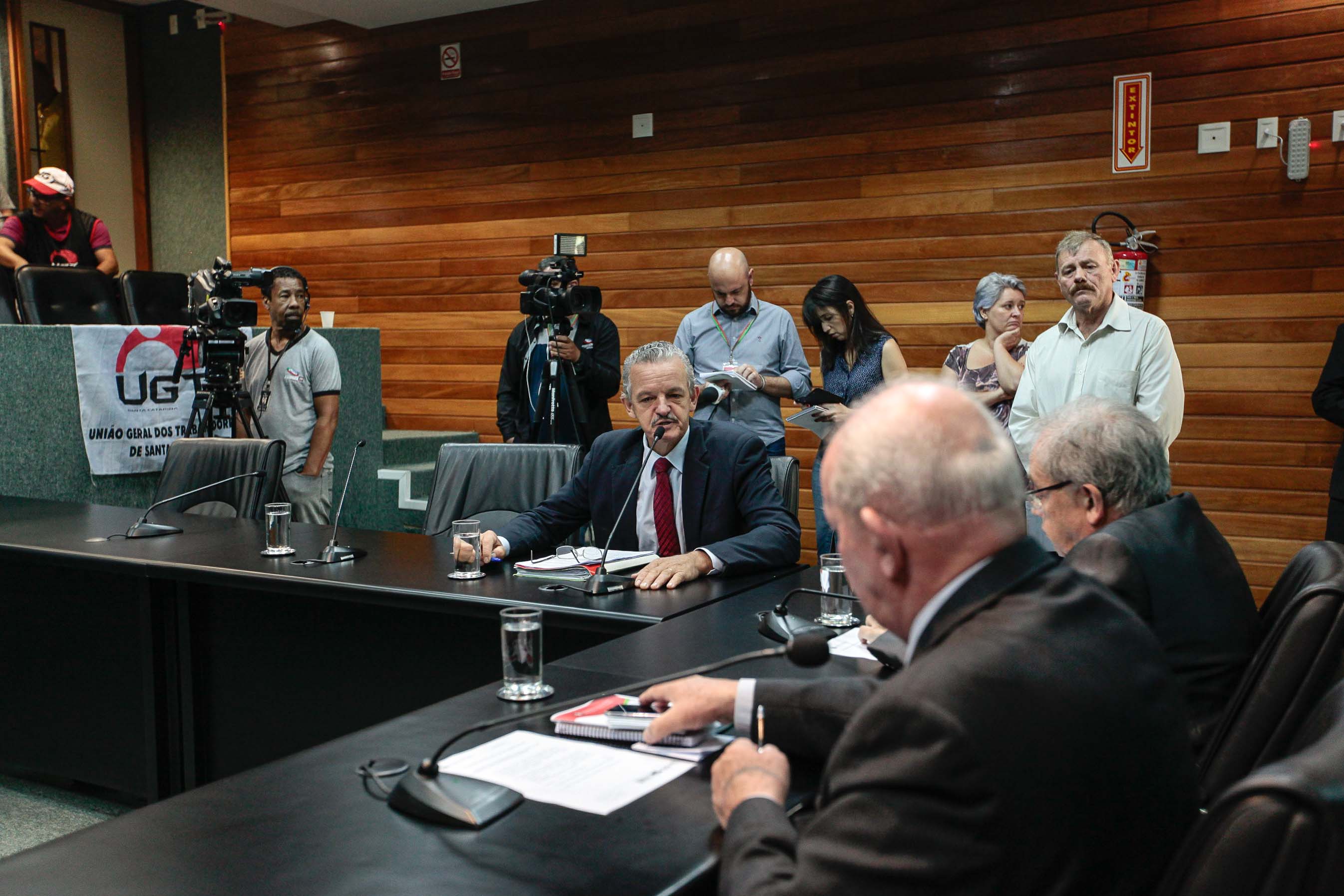 Comissão de Direitos Humanos.