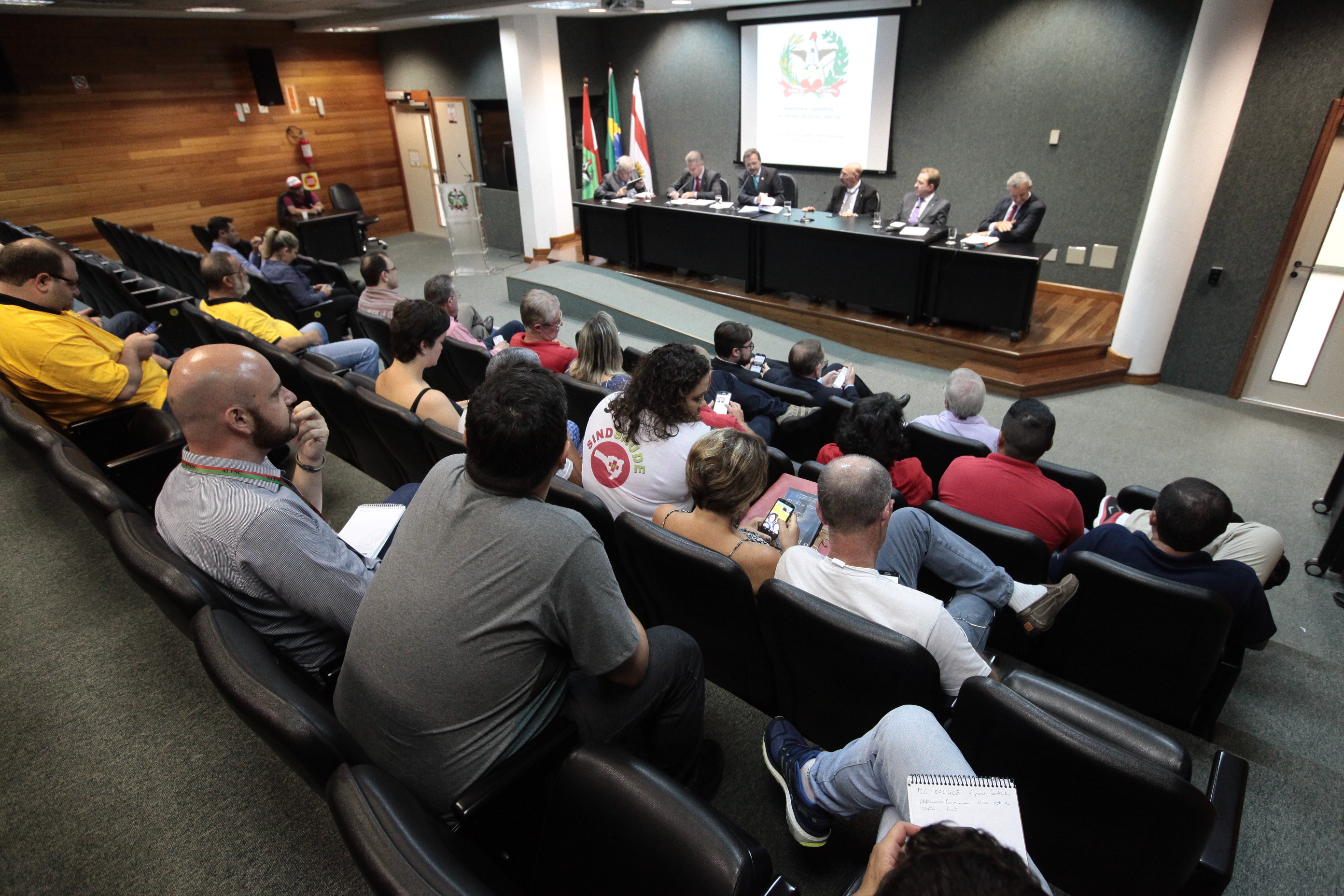 Comissão de Trabalho, Administração e Serviço Público.