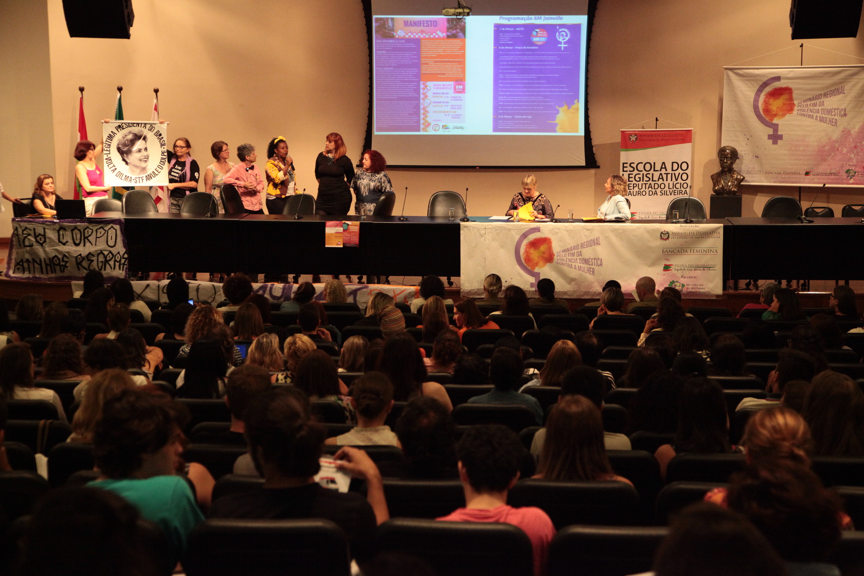 Seminário - Pelo fim da Violência Doméstica Contra a Mulher