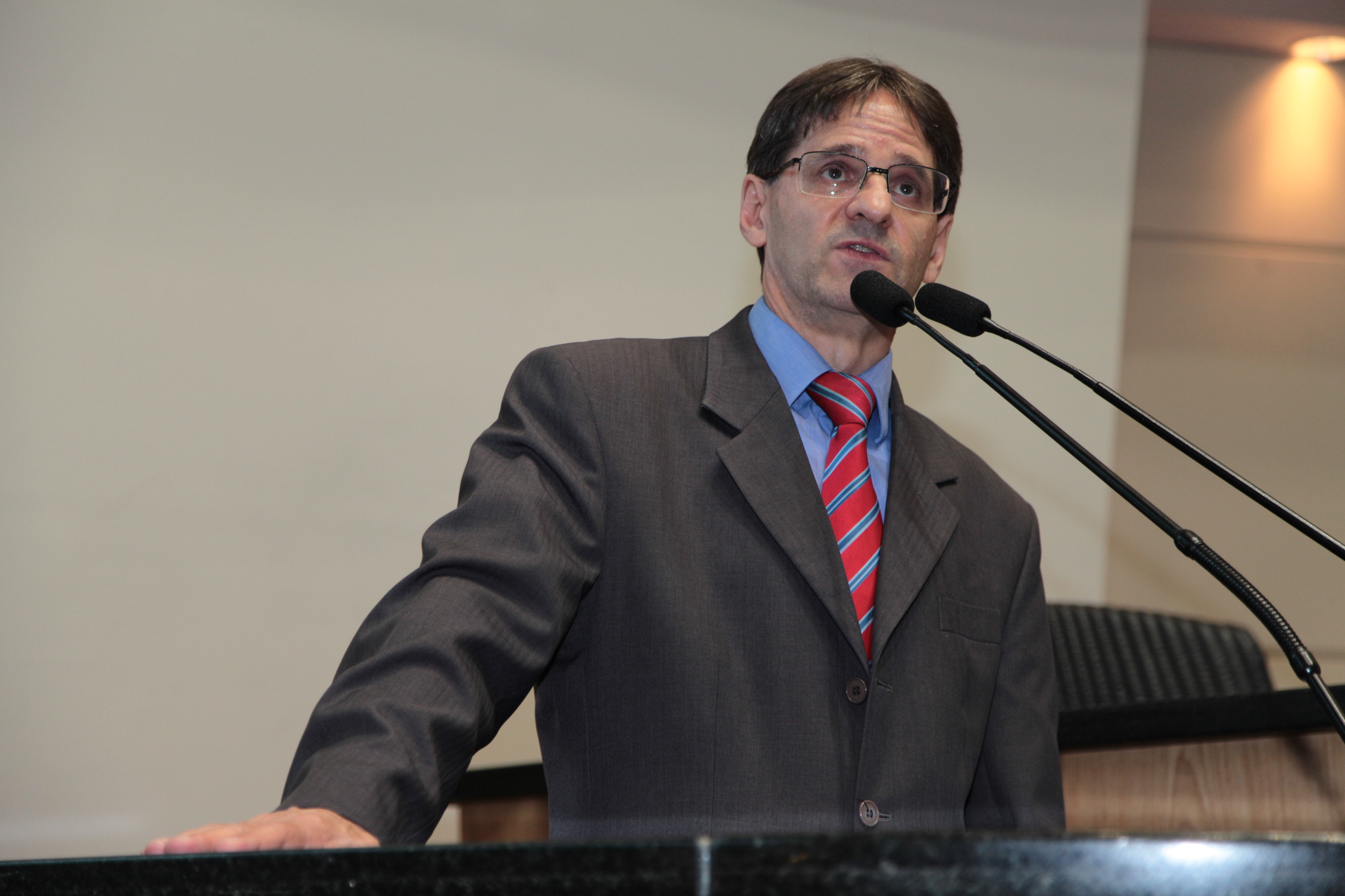 Sessão Plenária - Deputado Neodi Saretta (PT)