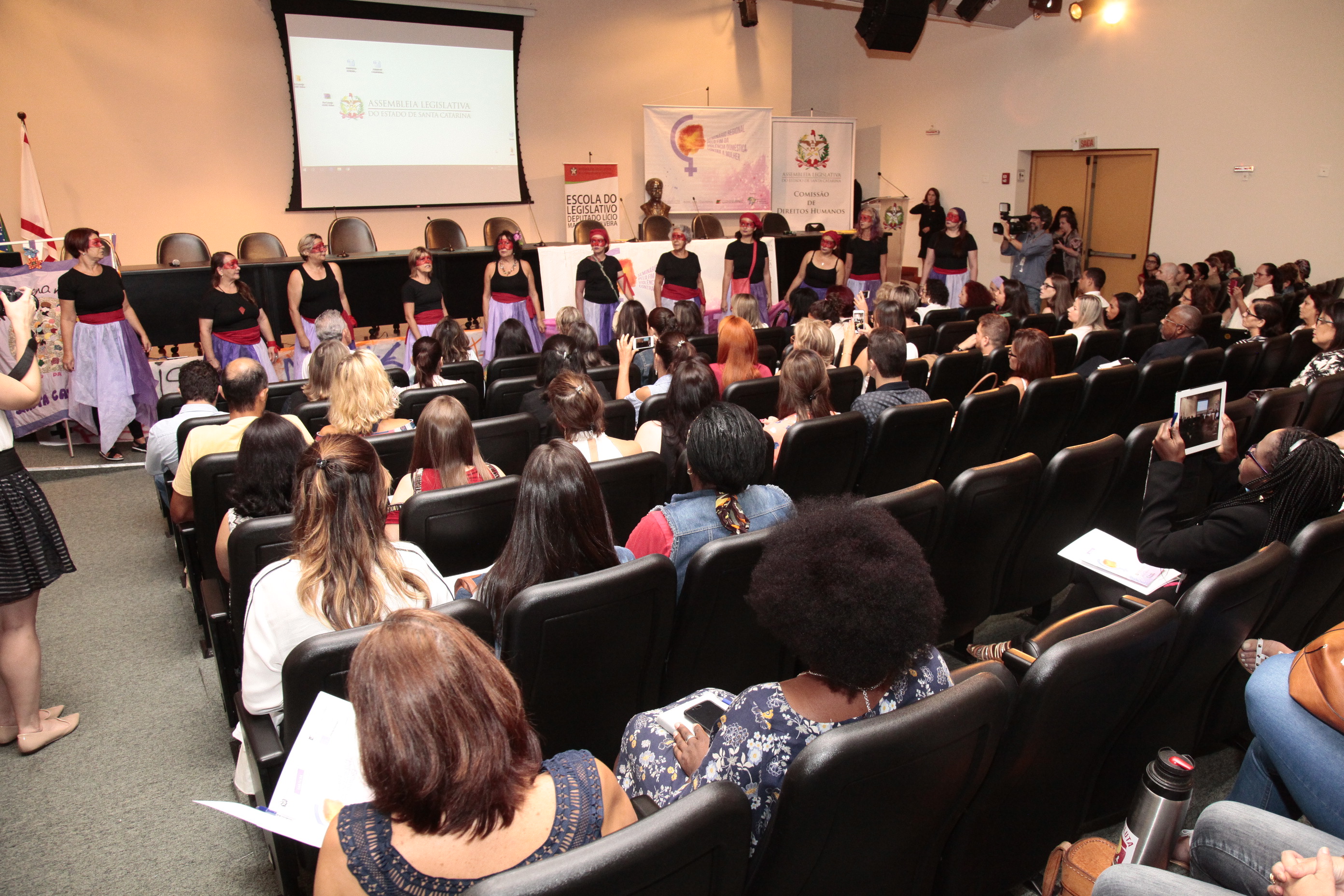 Seminário Pelo Fim da Violência Contra a Mulher