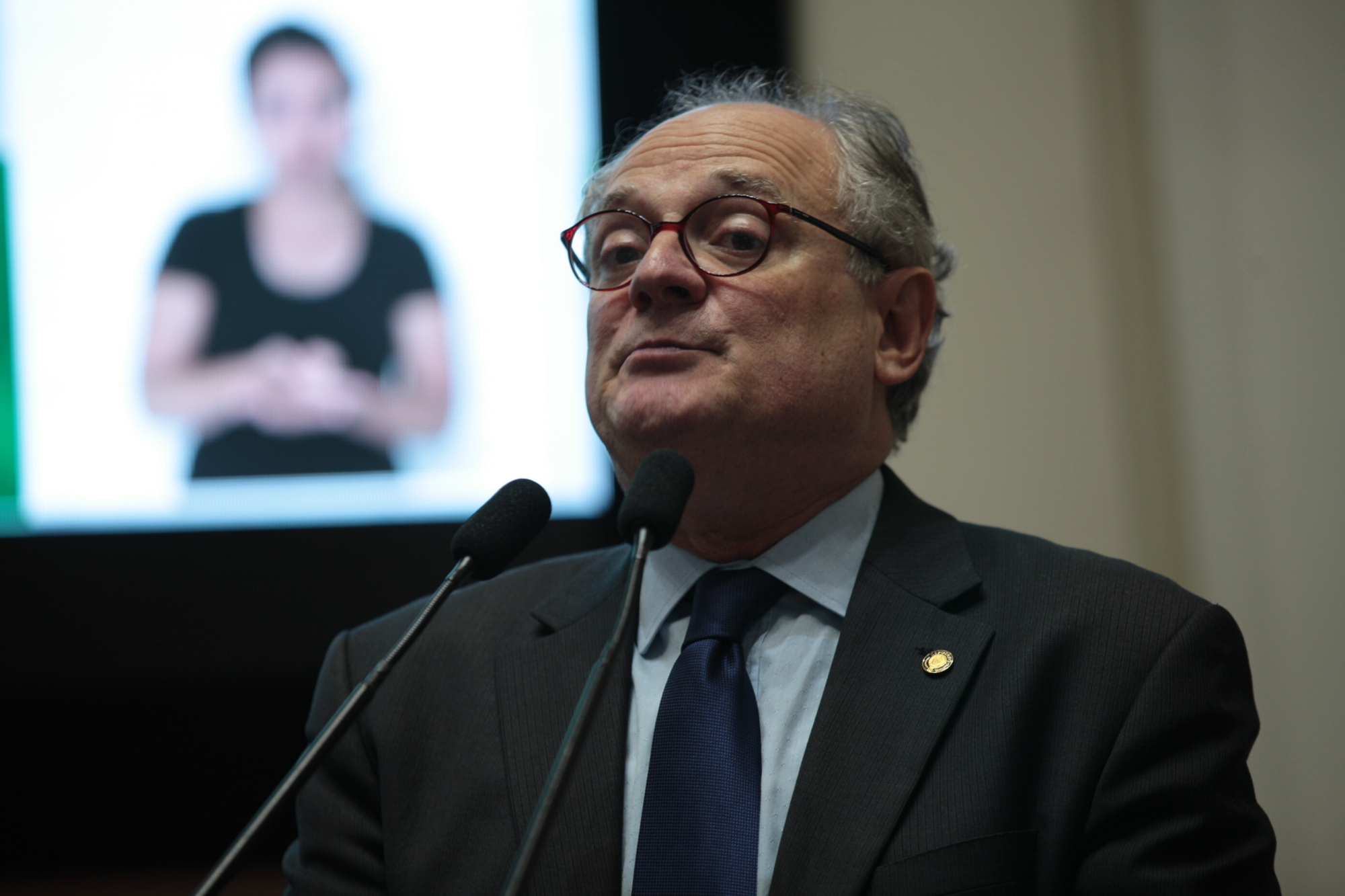Deputados fazem apelo para doações ao Fundo para Infância e Adolescência (FIA)