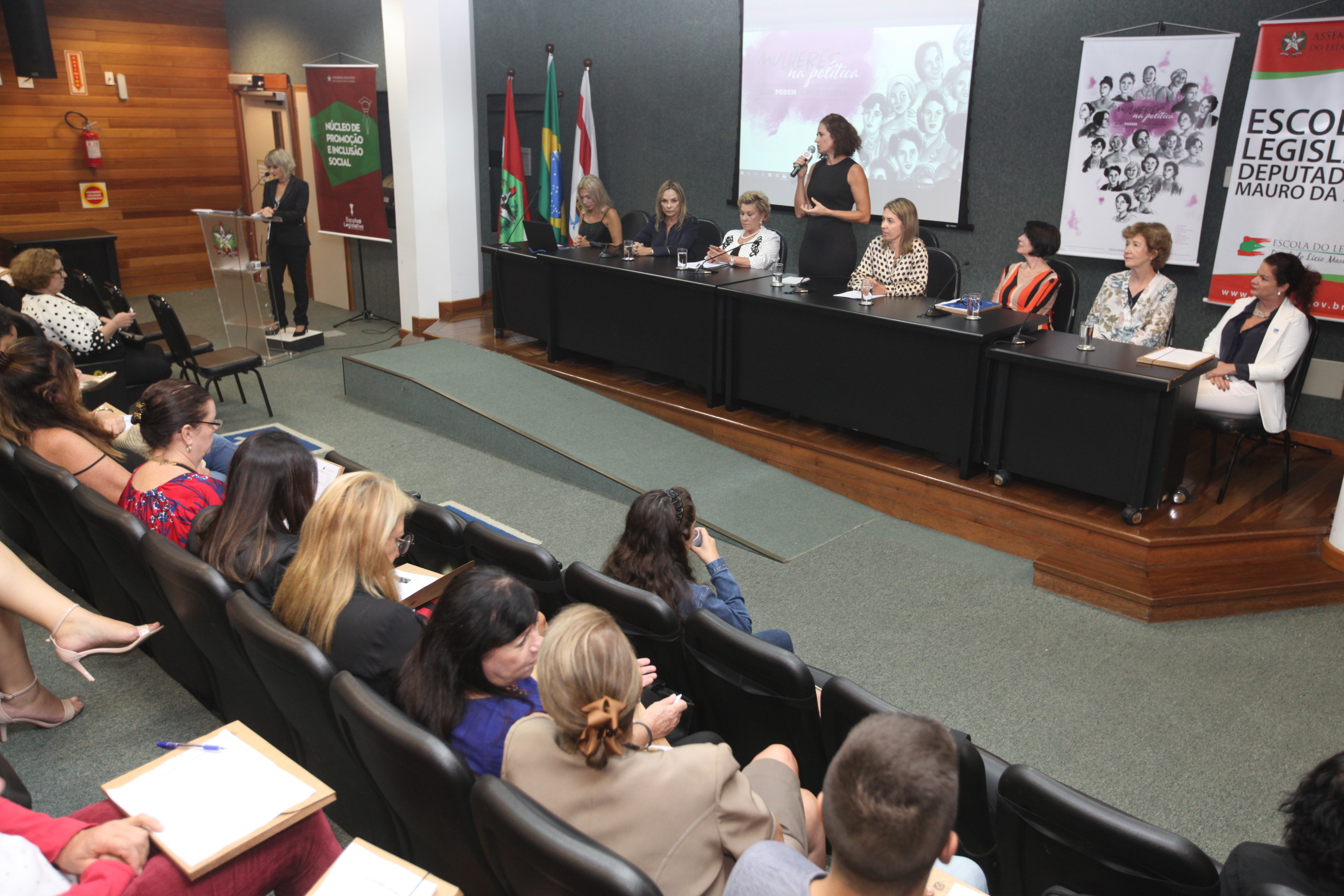 Seminário Mulheres na Política - Elas Podem O País Precisa.