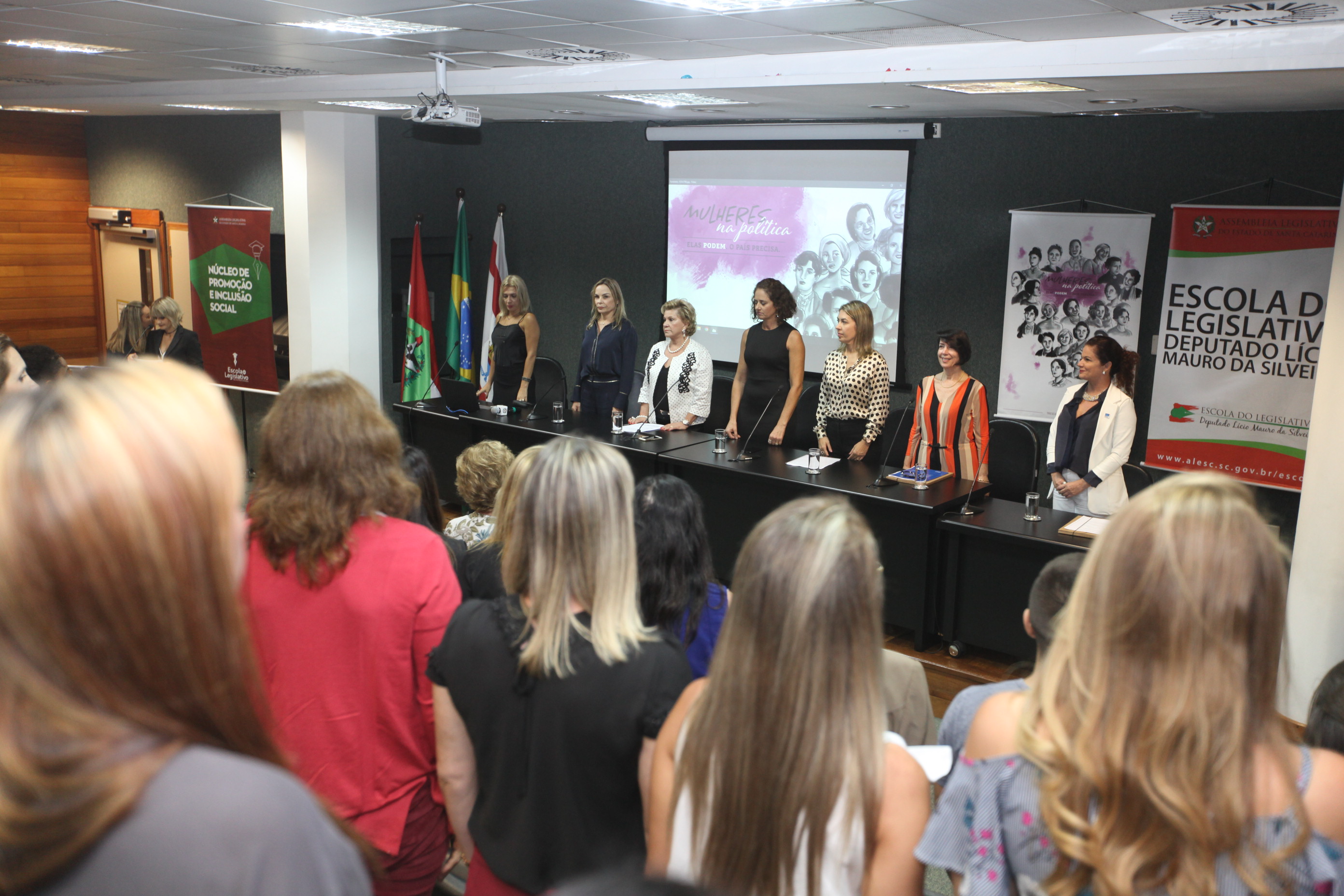 Seminário Mulheres na Política - Elas Podem O País Precisa.