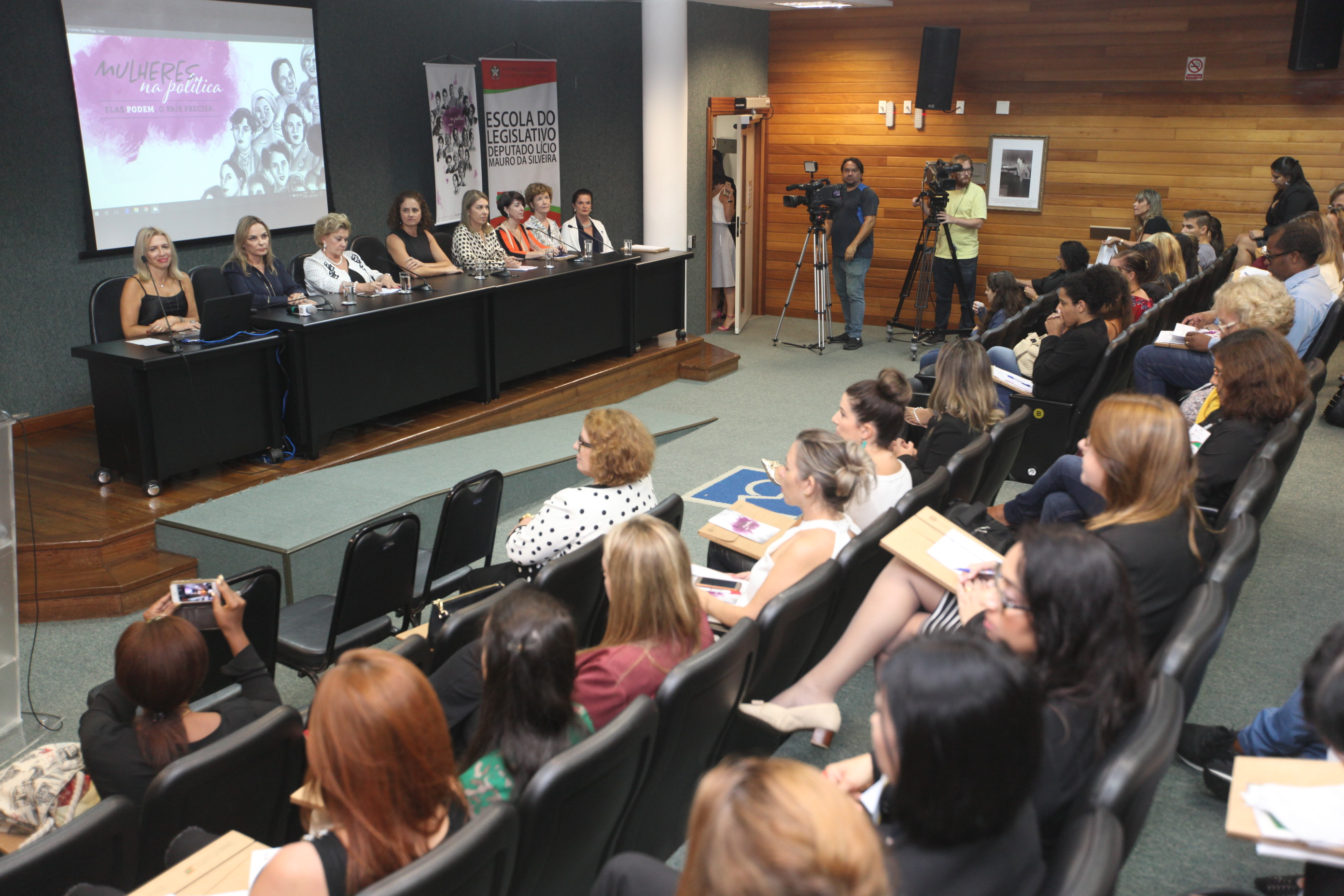 Seminário Mulheres na Política - Elas Podem O País Precisa.