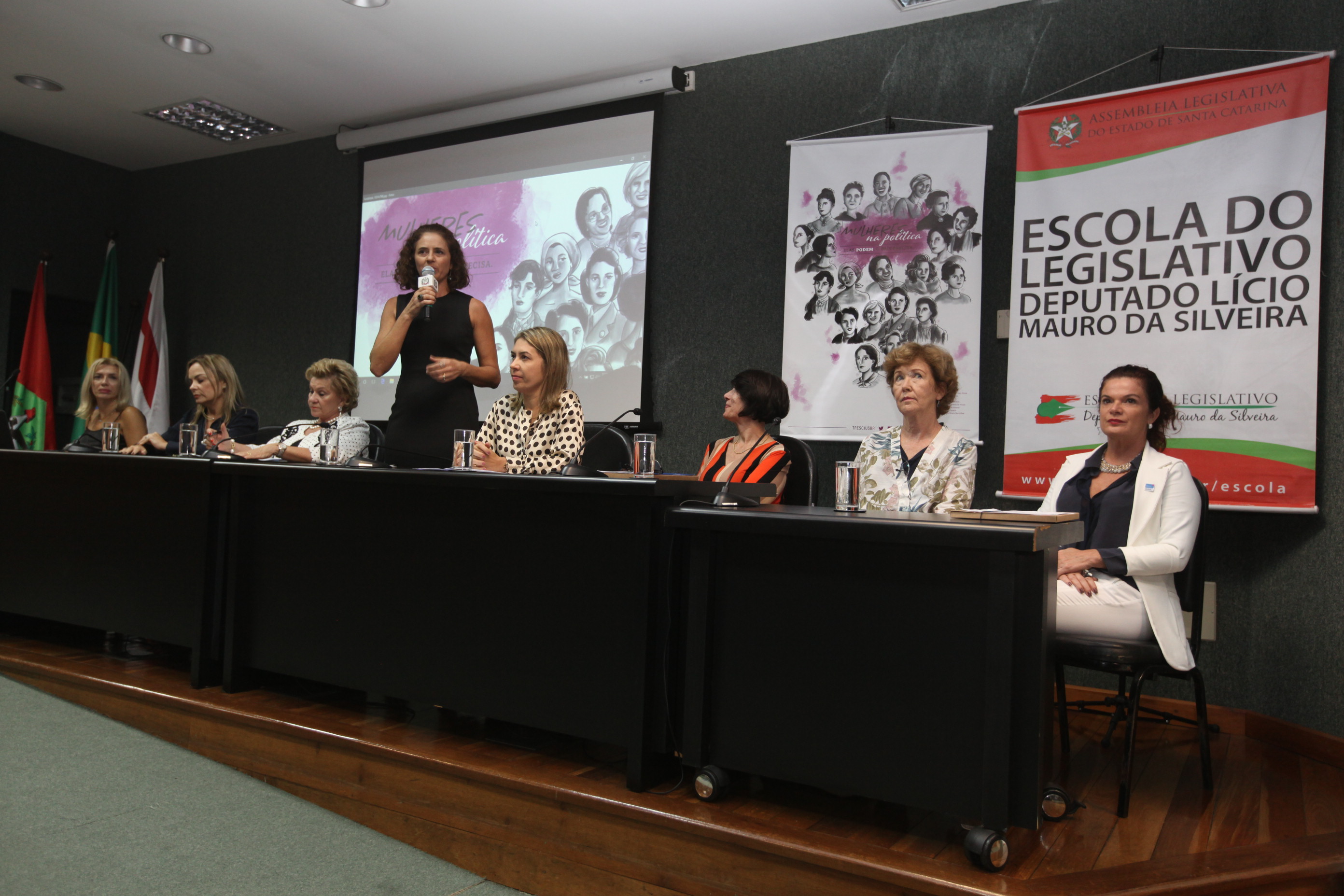 Seminário Mulheres na Política - Elas Podem O País Precisa.