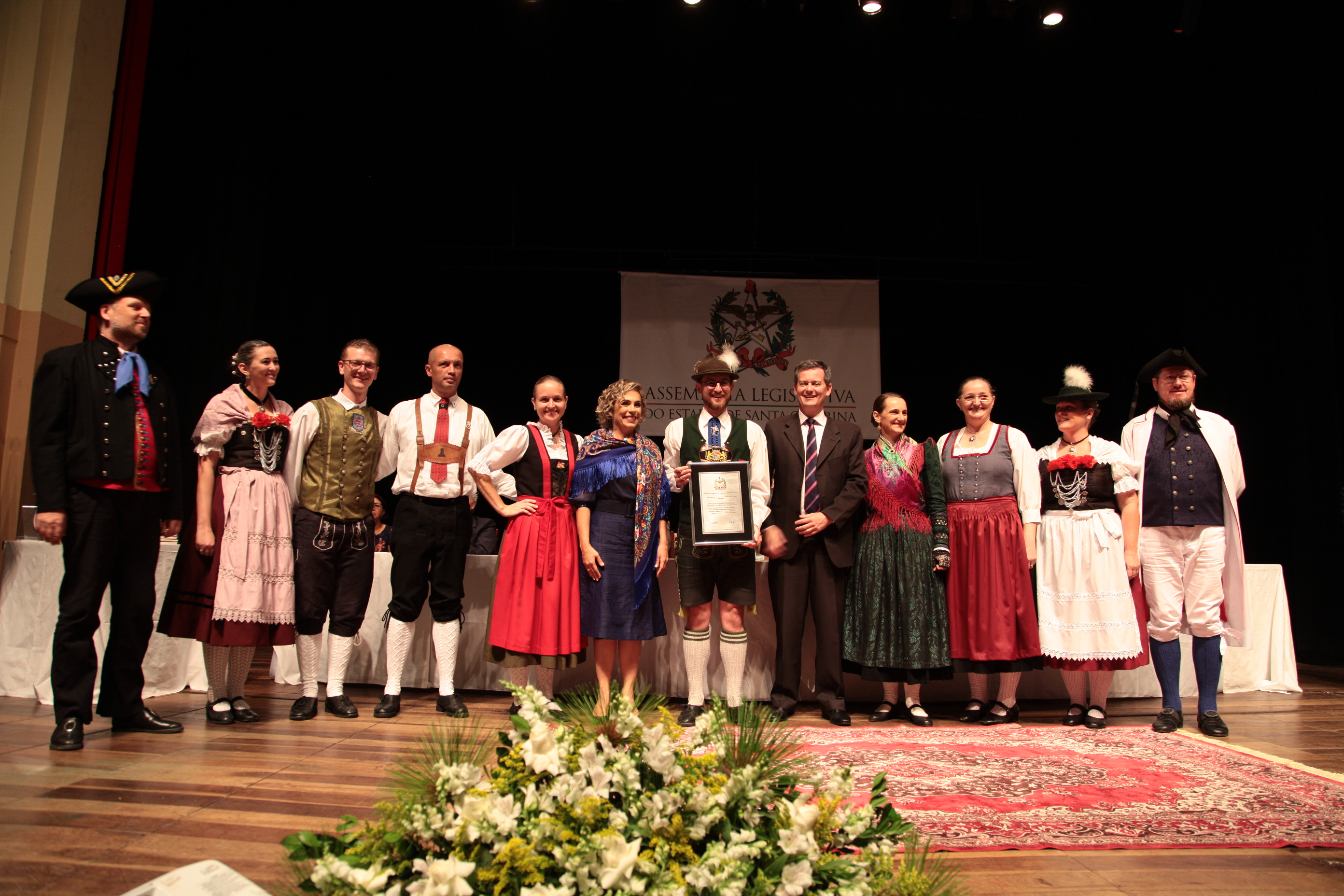 Sessão Solene - Homenagem aos Grupos Folclóricos de Blumenau e Região