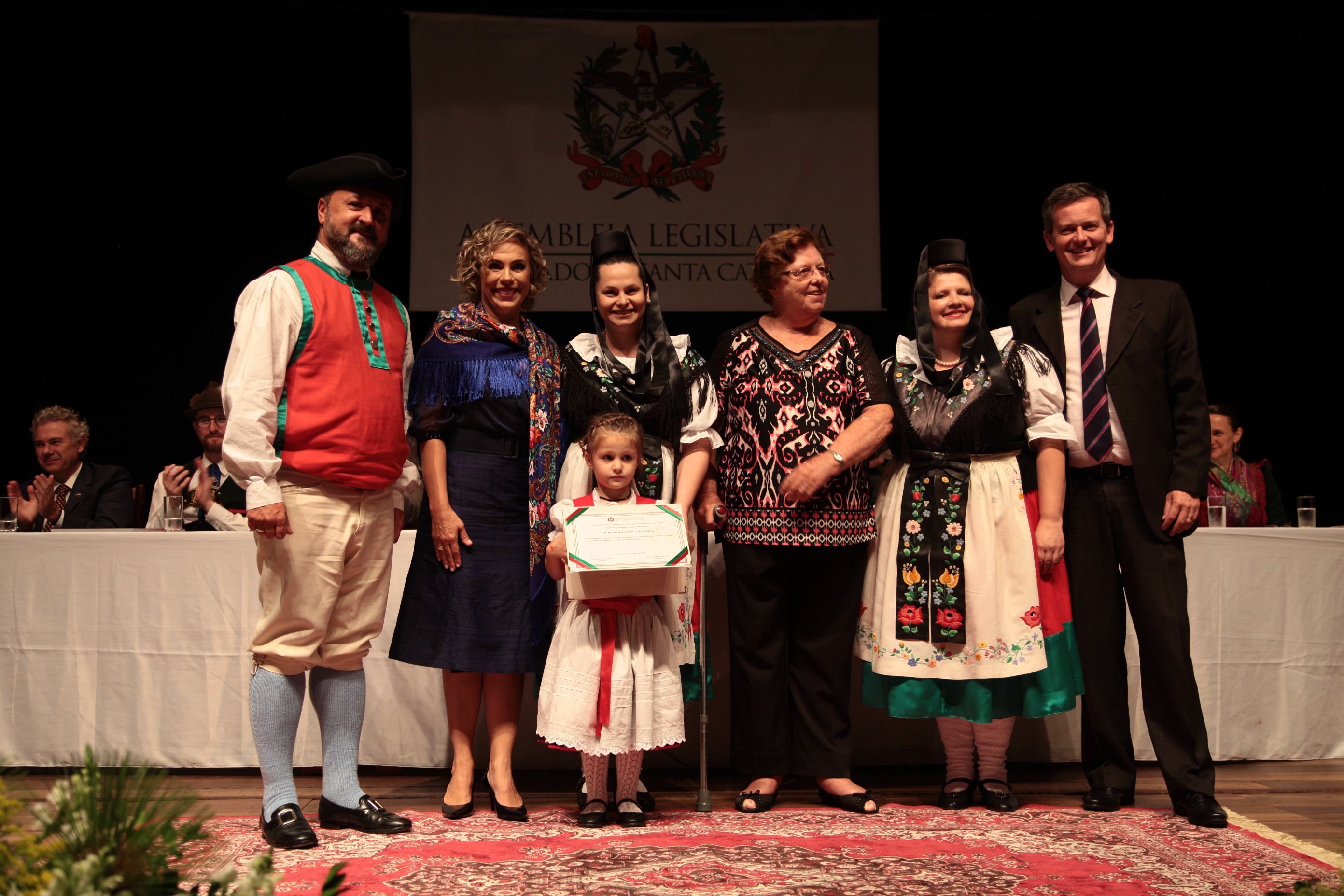 Sessão Solene - Homenagem aos Grupos Folclóricos de Blumenau e Região