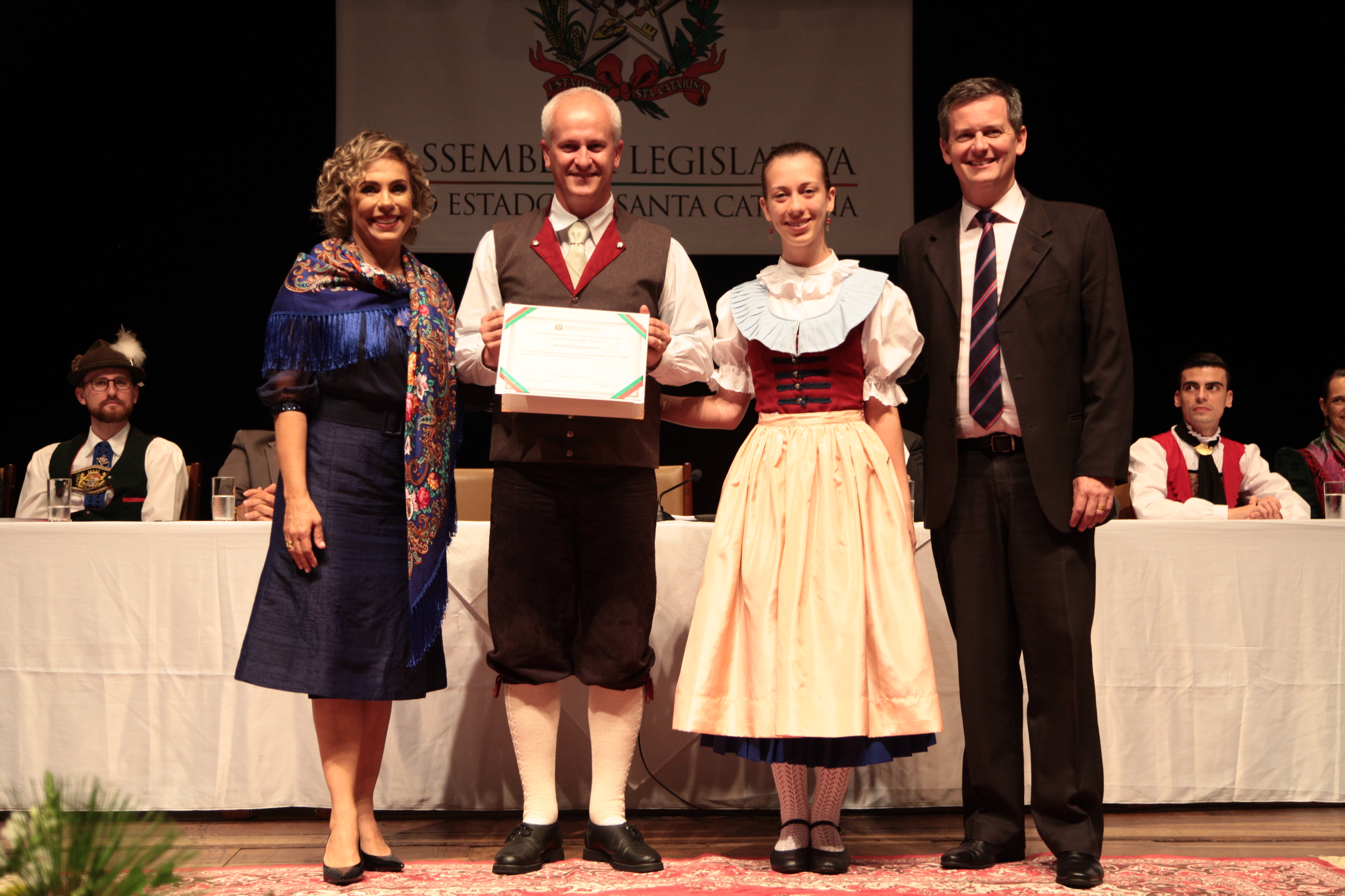 Sessão Solene - Homenagem aos Grupos Folclóricos de Blumenau e Região