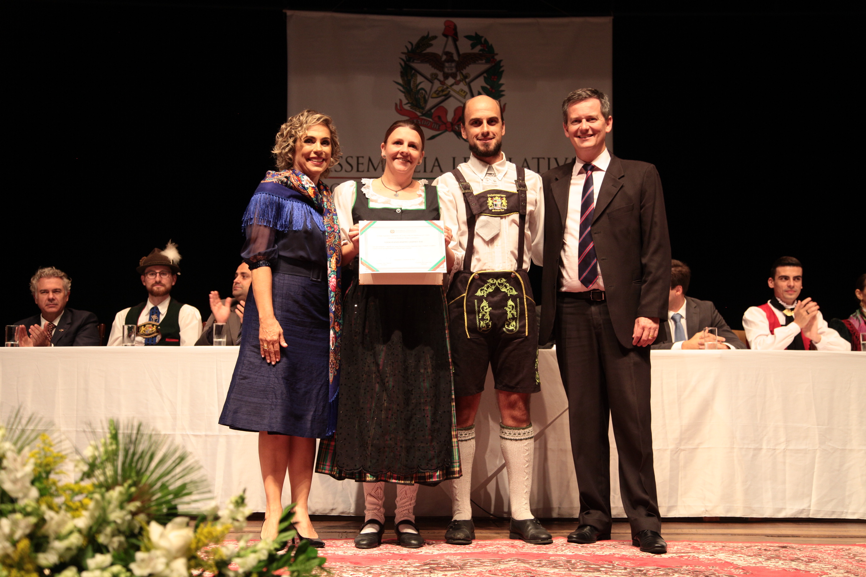 Sessão Solene - Homenagem aos Grupos Folclóricos de Blumenau e Região