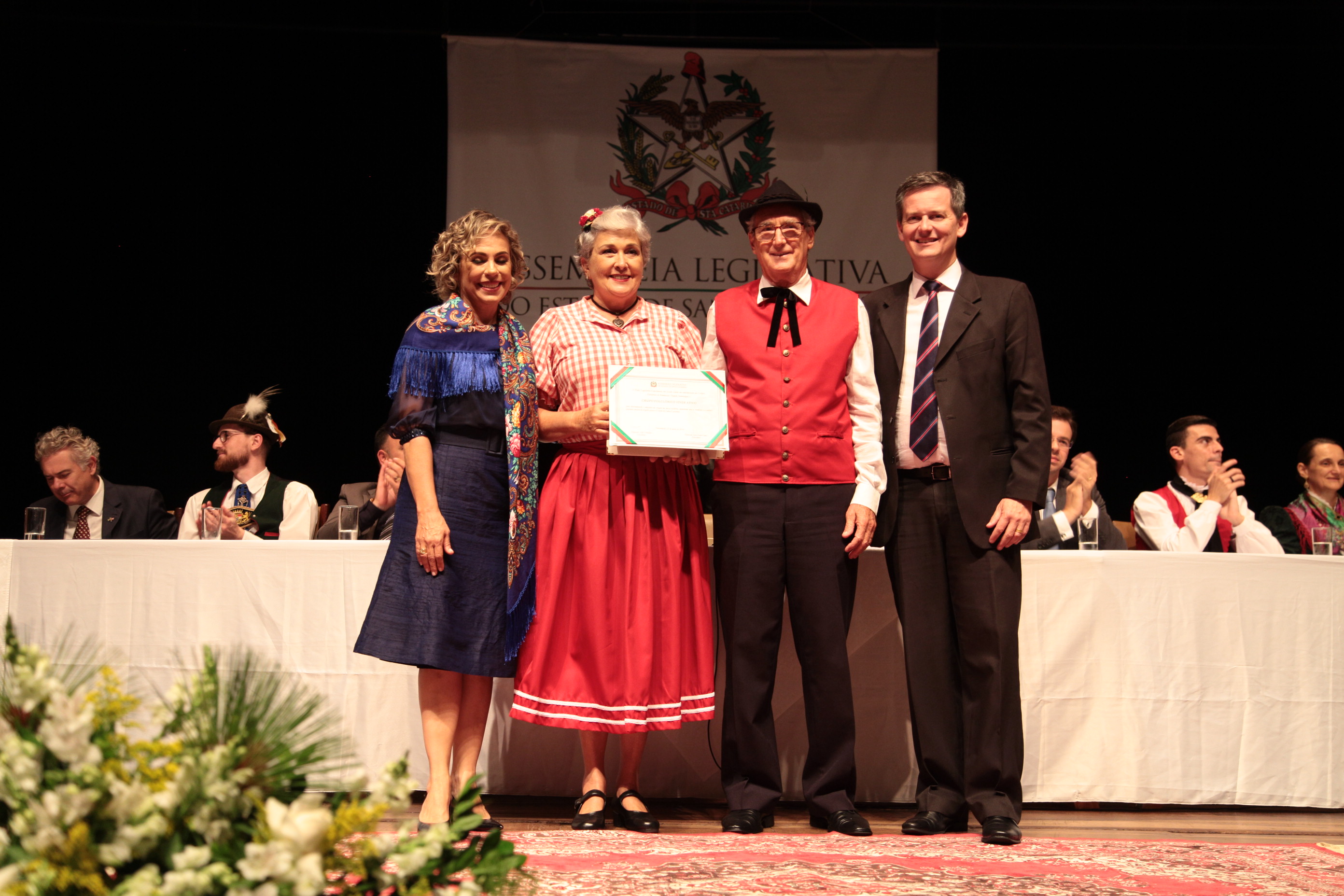 Sessão Solene - Homenagem aos Grupos Folclóricos de Blumenau e Região
