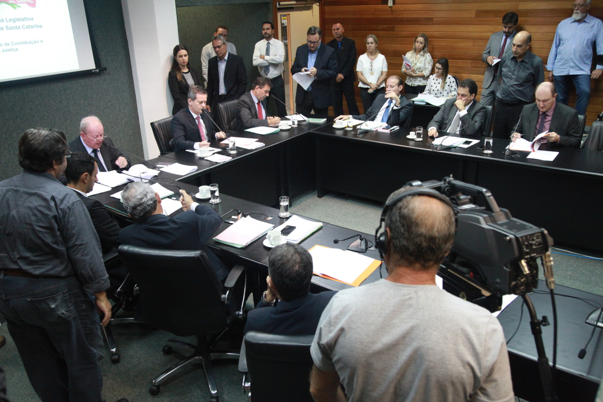 CCJ admite MP que muda cálculo dos recursos da saúde
