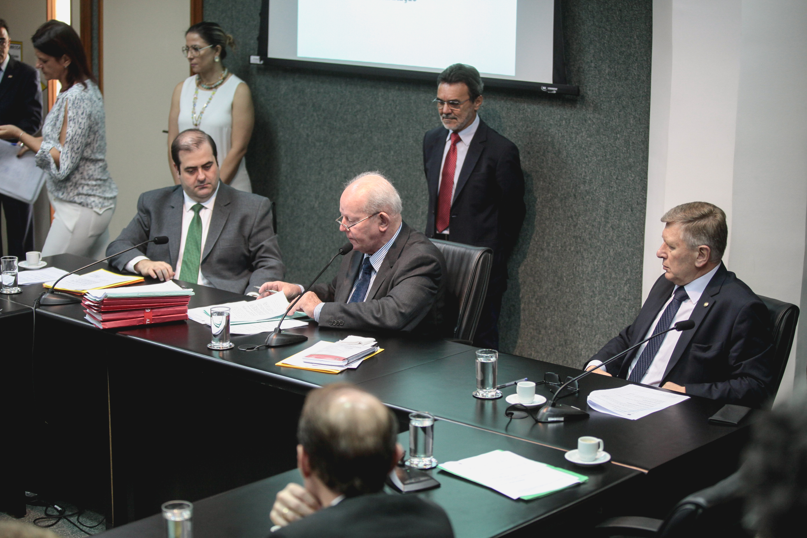 Comissão de Finanças e Tributação.
