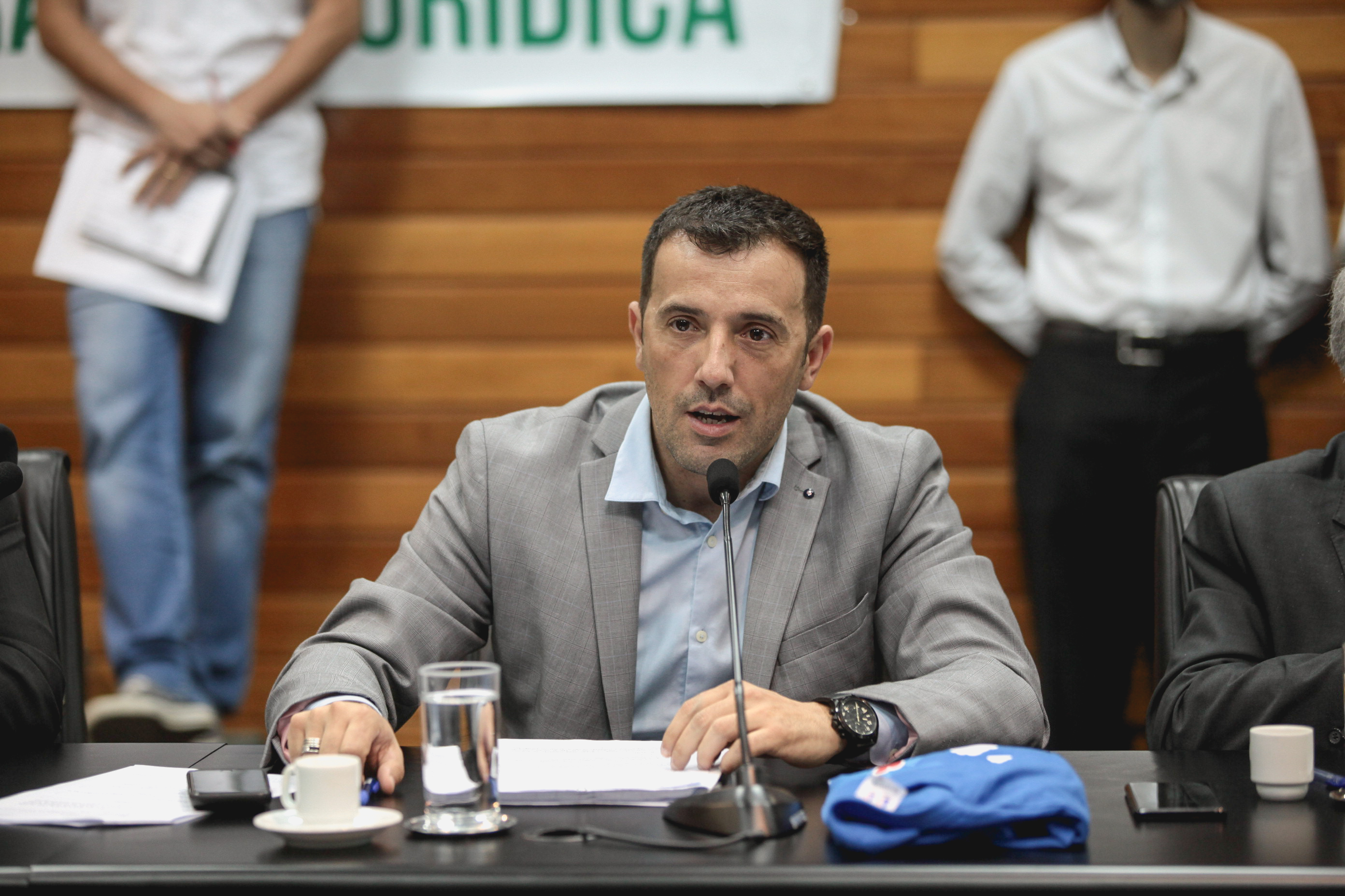 Deputado Patrício Destro (PSB). Comissão de Finanças e Tributação.