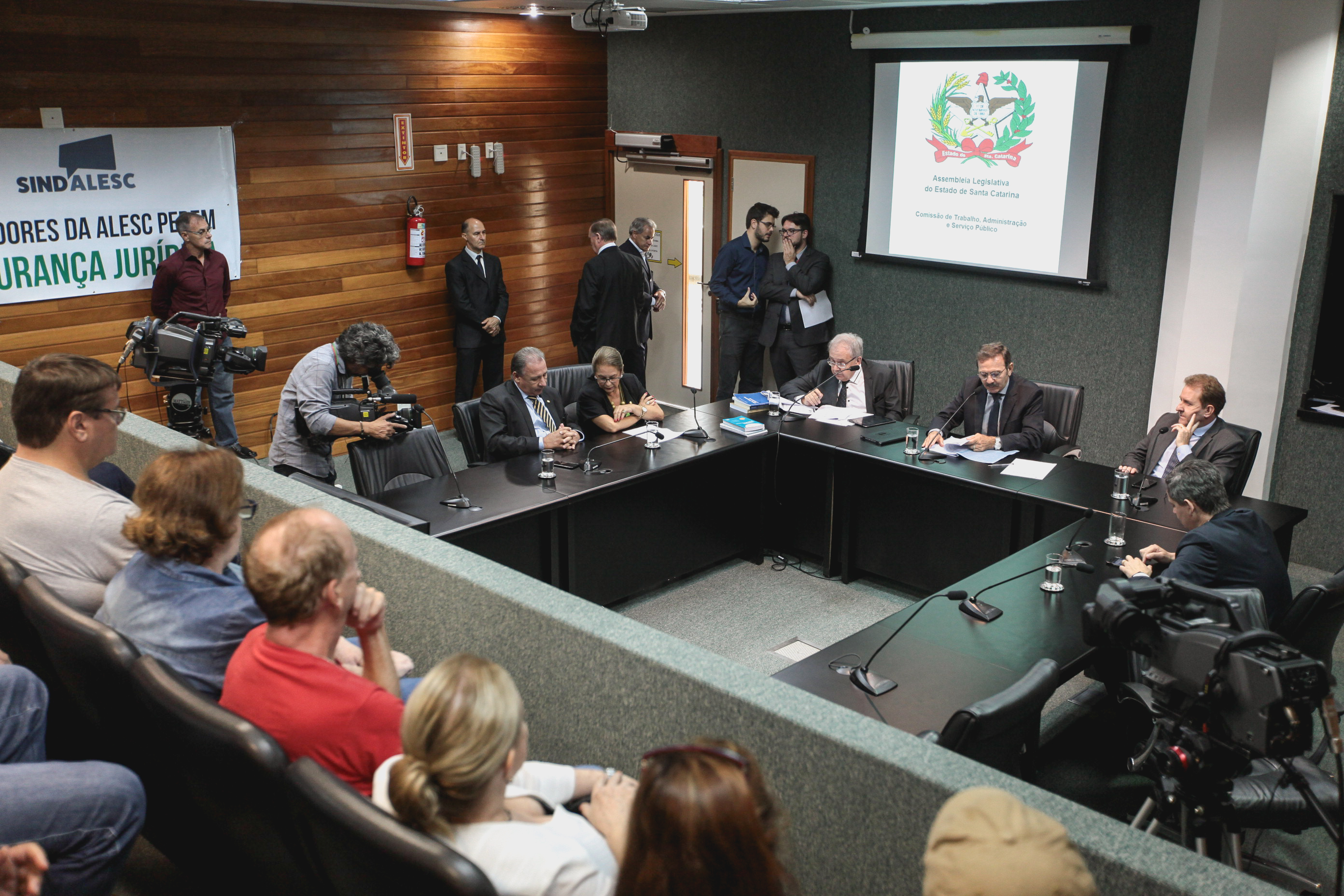 Comissão de Trabalho, Administração e Serviço Público.