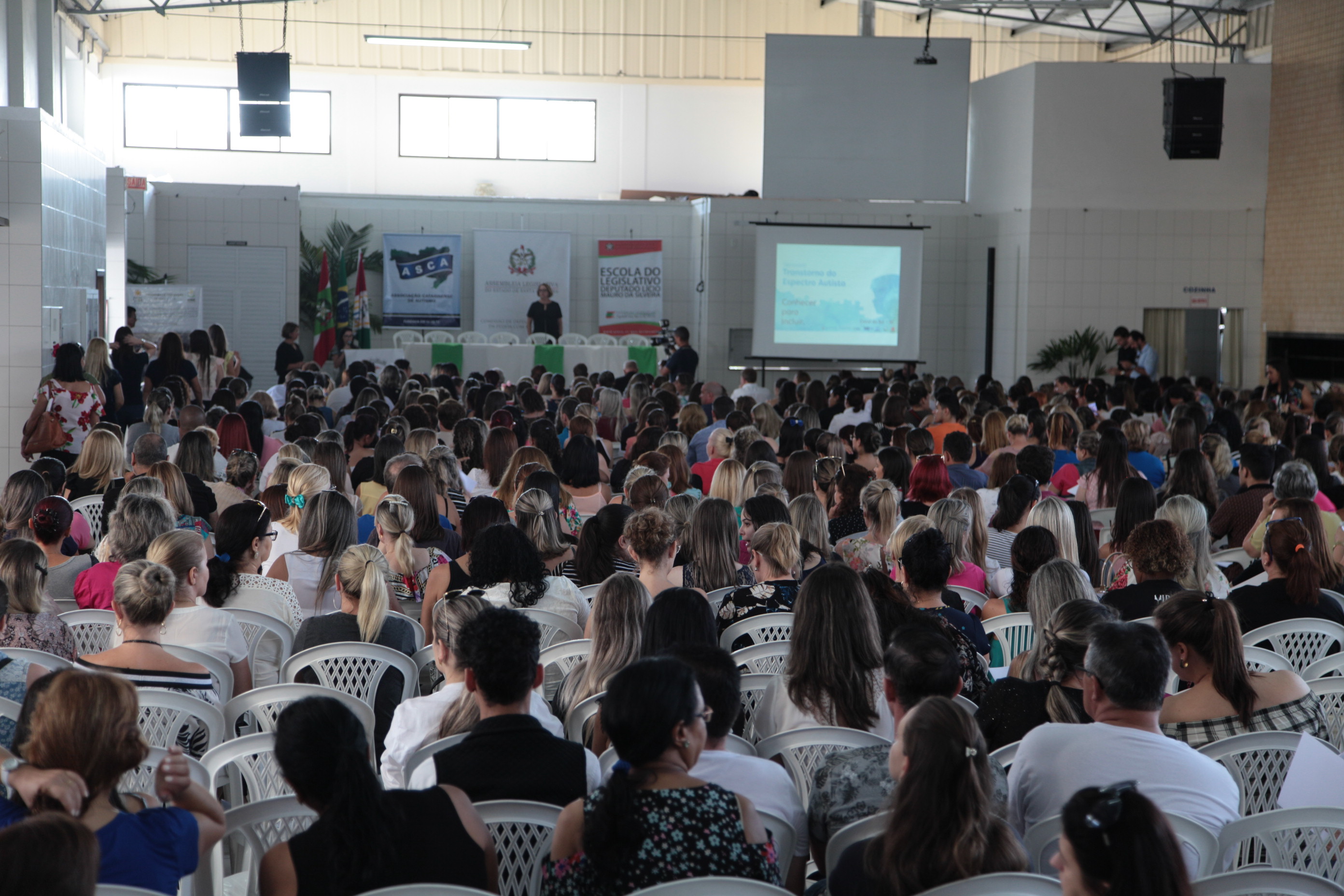 Seminário Transtorno do Espectro Autista – Conhecer para Incluir