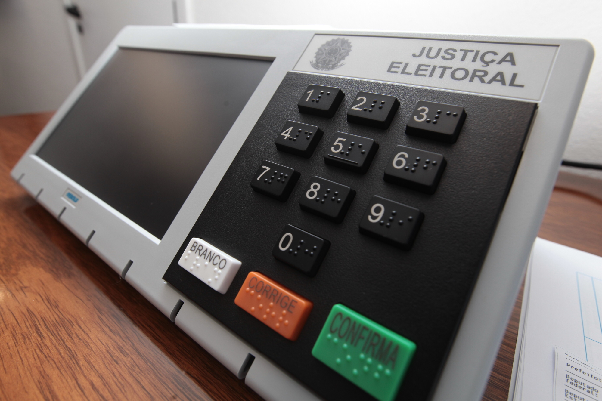 TRE incentiva o exercício eleitoral de jovens em idade de voto facultativo