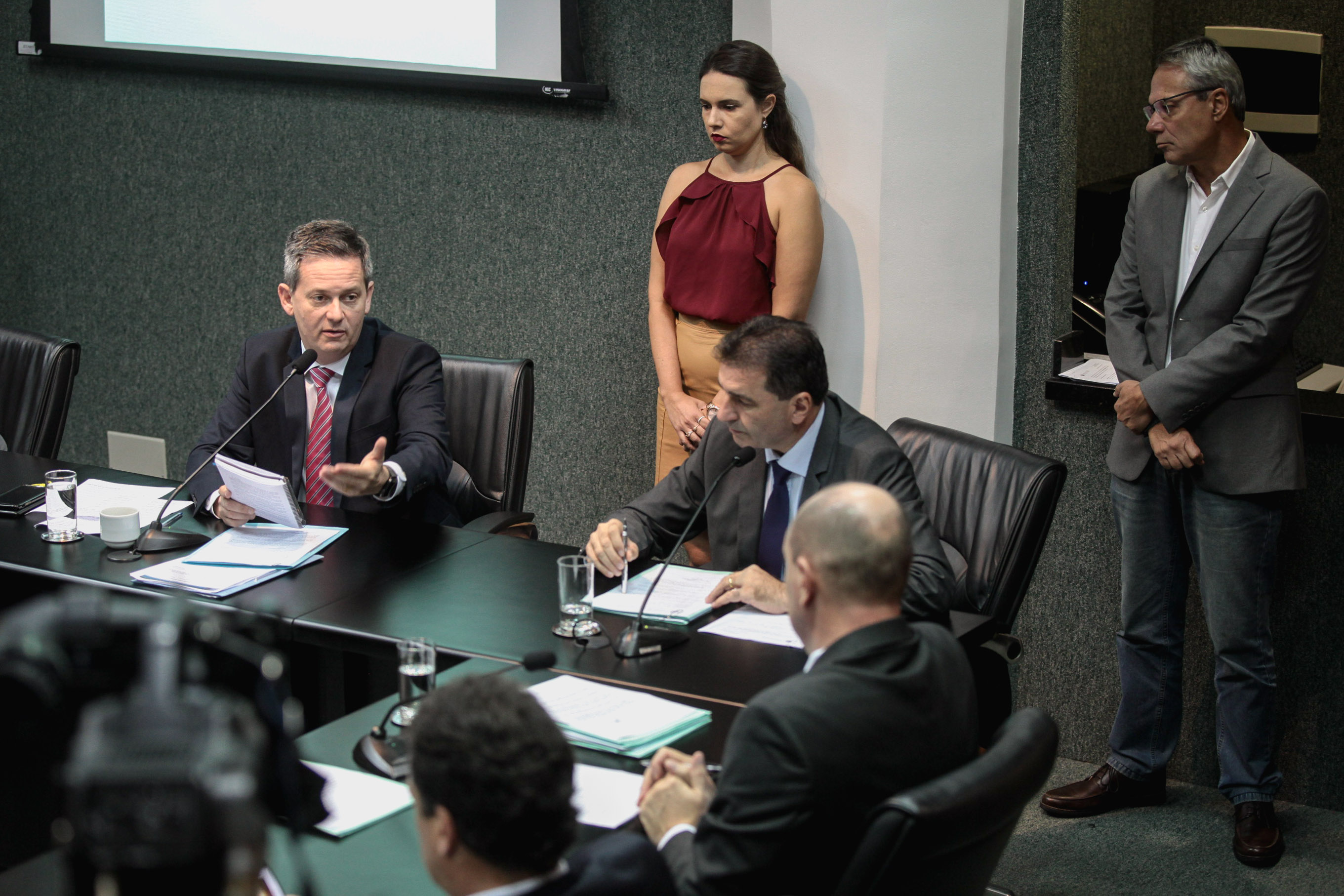 Comissão de Constituição e Justiça.