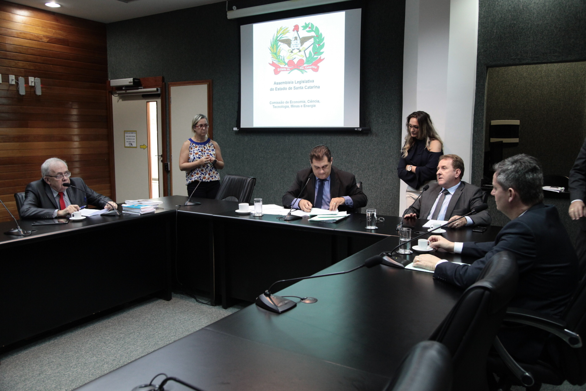Projeto propõe isenção de taxas para MEIs em Santa Catarina